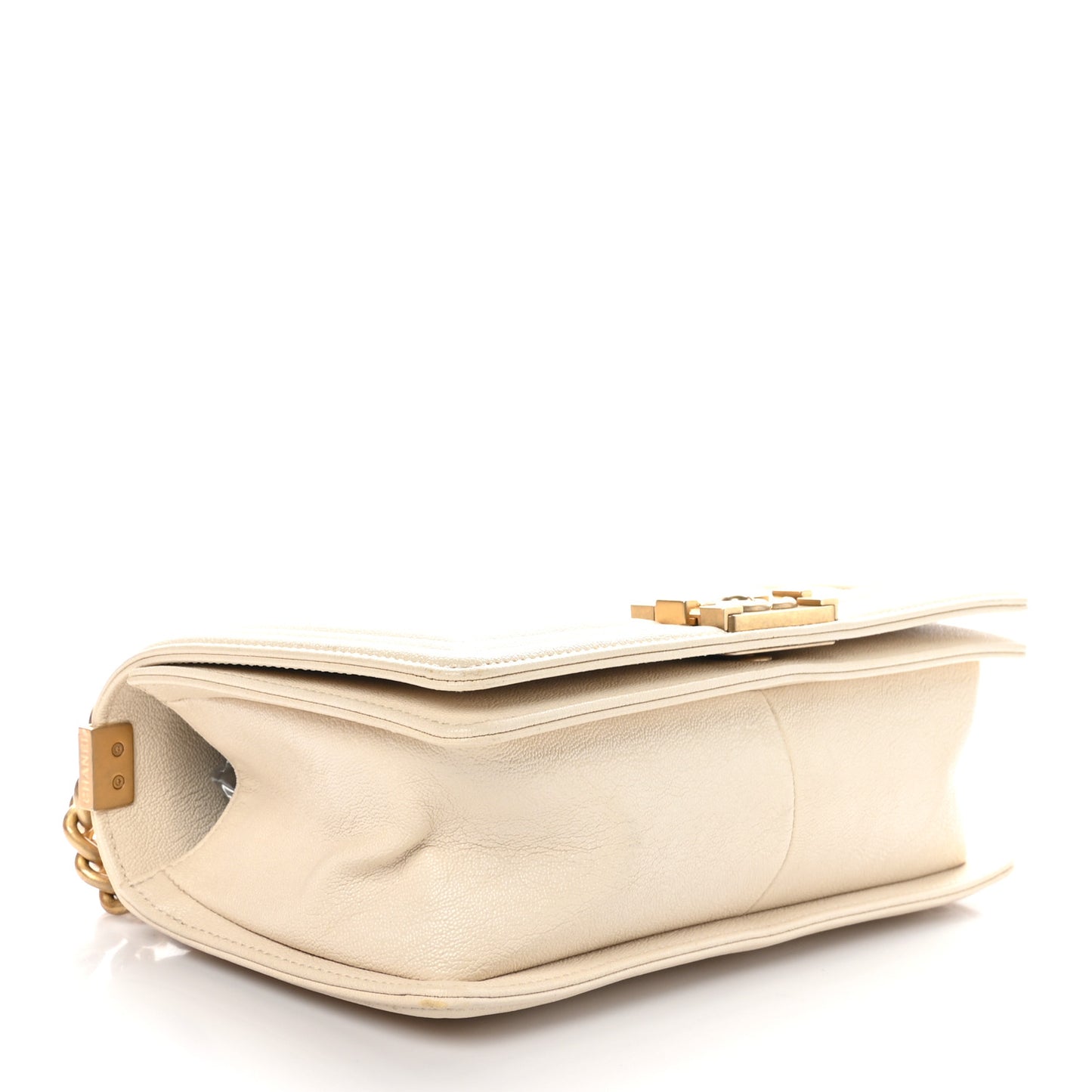 Caviar Quilted Medium Boy Flap White