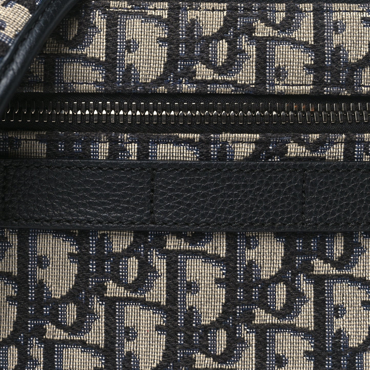 HOMME Oblique Safari Messenger Blue