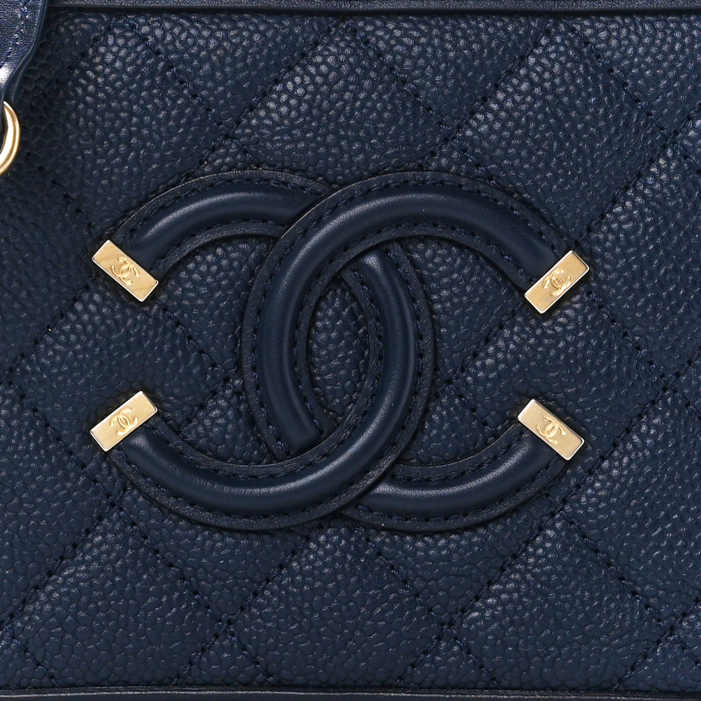 Caviar Quilted Small CC Filigree Vanity Case Navy