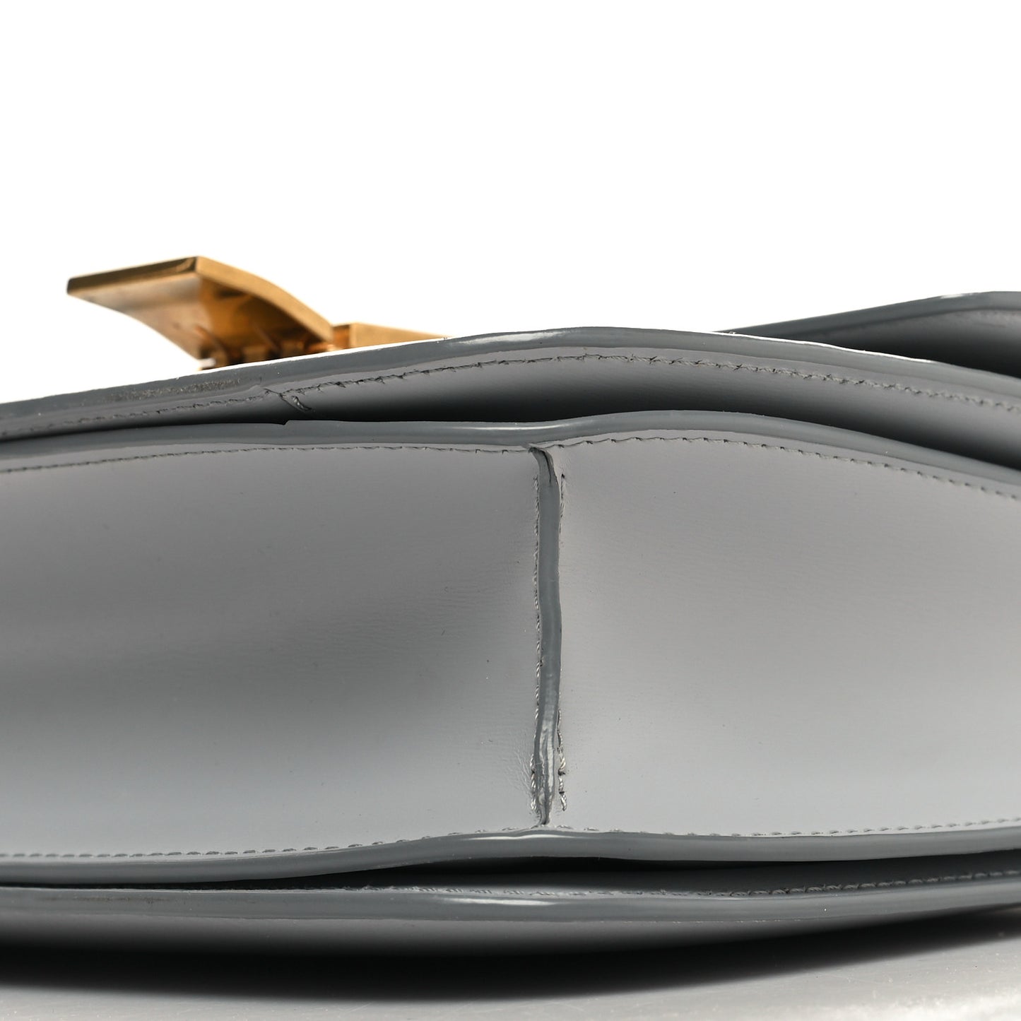 Box Calfskin Medium Classic Box Flap Bag Cloud