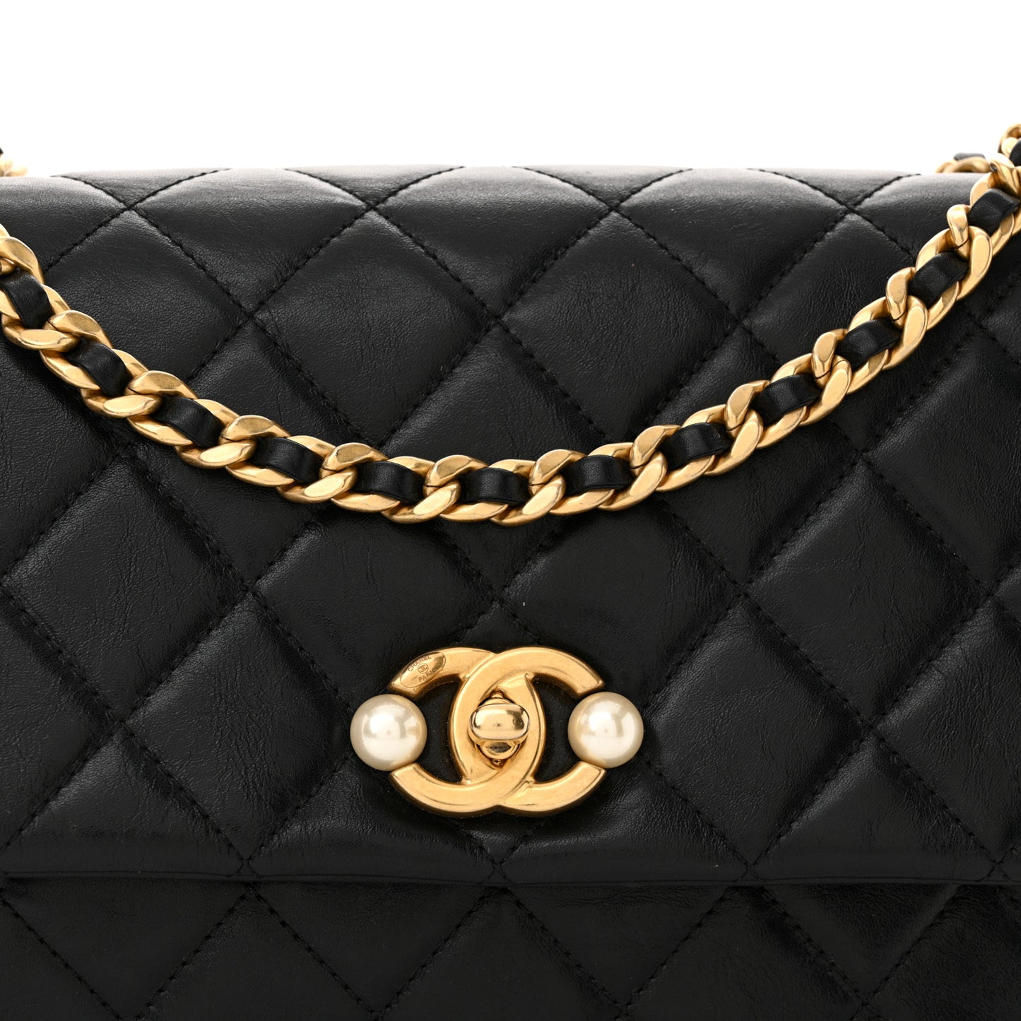 Glazed Calfskin Quilted Pearl Side Flap Black