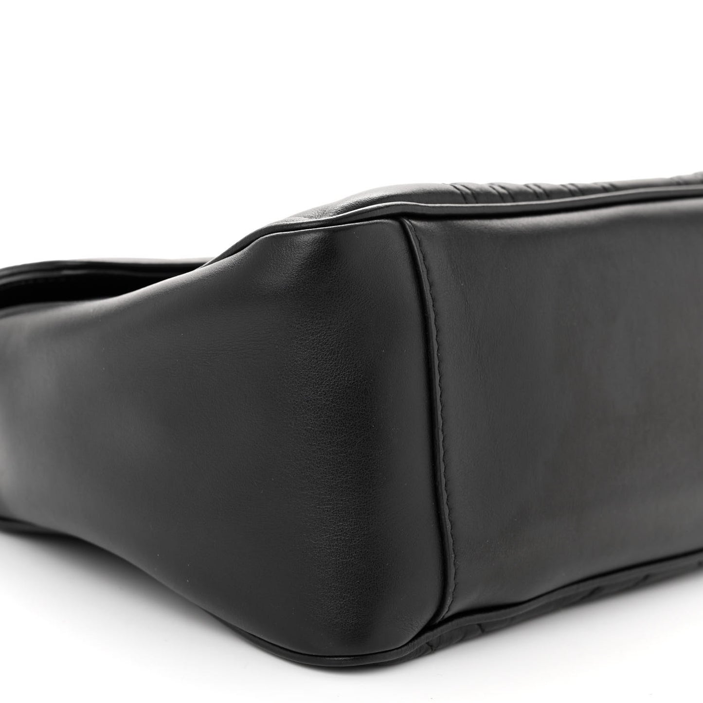 Calfskin Matelasse Small GG Marmont Top Handle Shoulder Bag Black