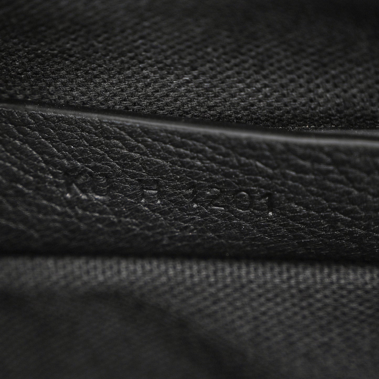 Sugar Goatskin Small Antigona Black