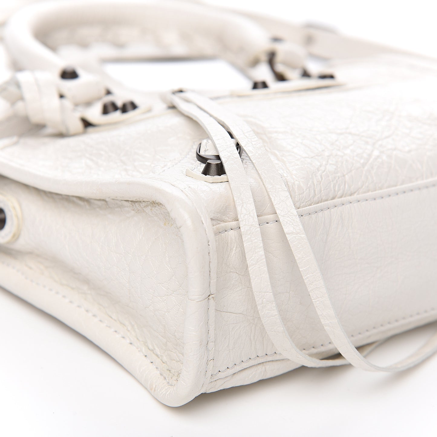 Agneau Classic Hardware Nano City White