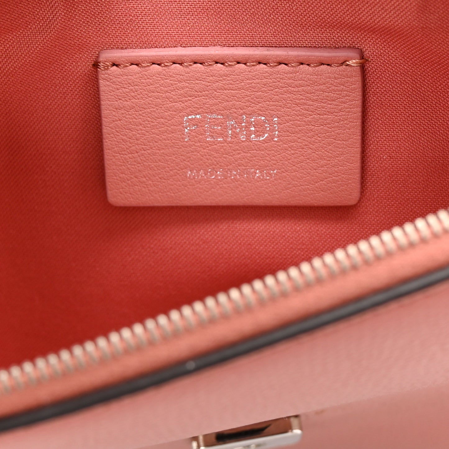 Vitello Cruise F is Fendi Medium Envelope Wallet on Chain Macaron