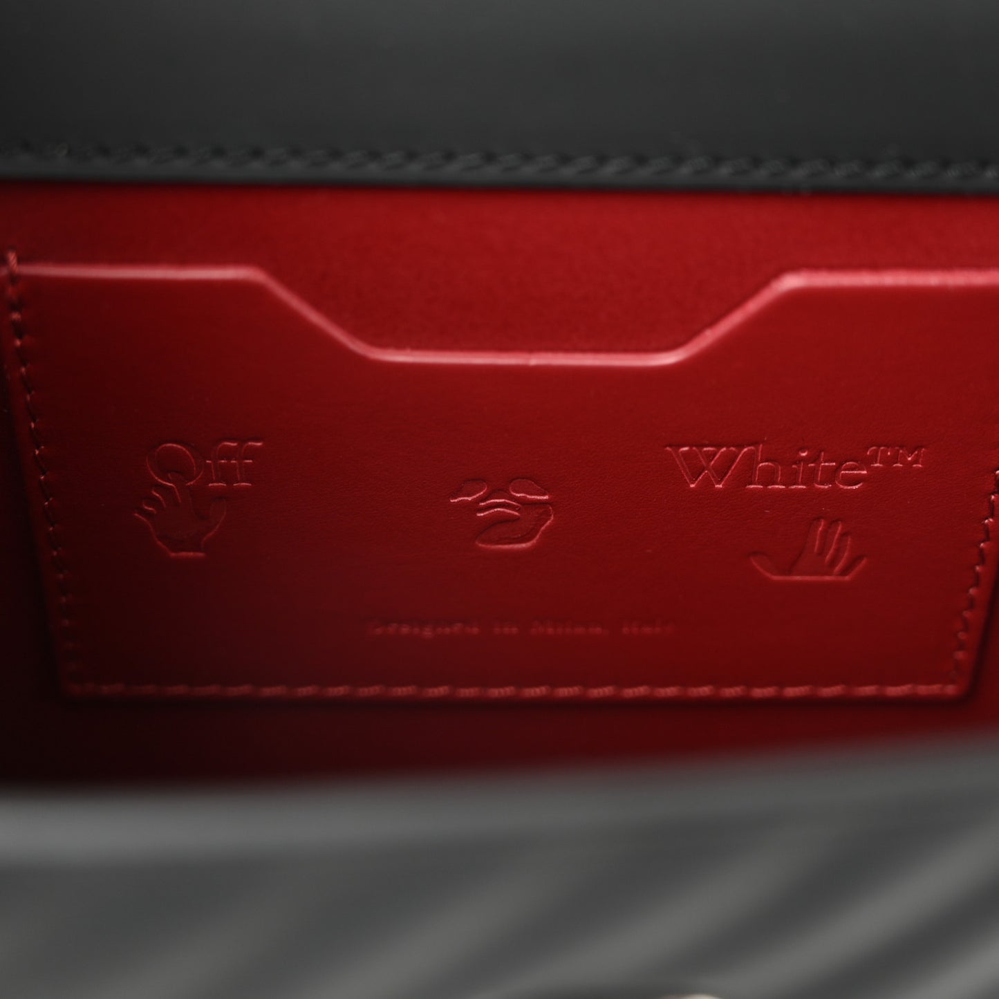 Calfskin Diagonal Quilted Jitney 2.0 Crossbody Bag Black