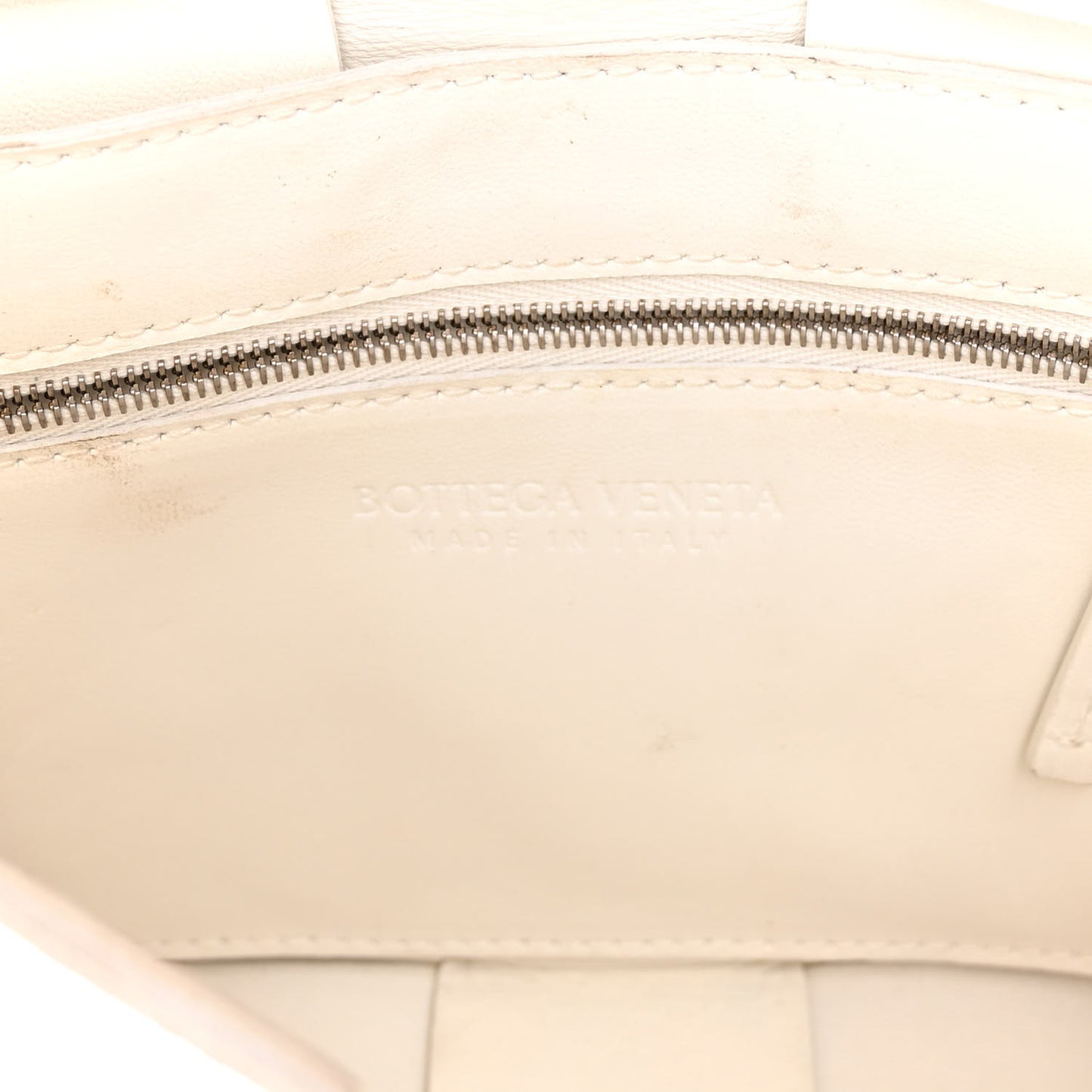 Lambskin Maxi Intrecciato Cassette Crossbody Bag White