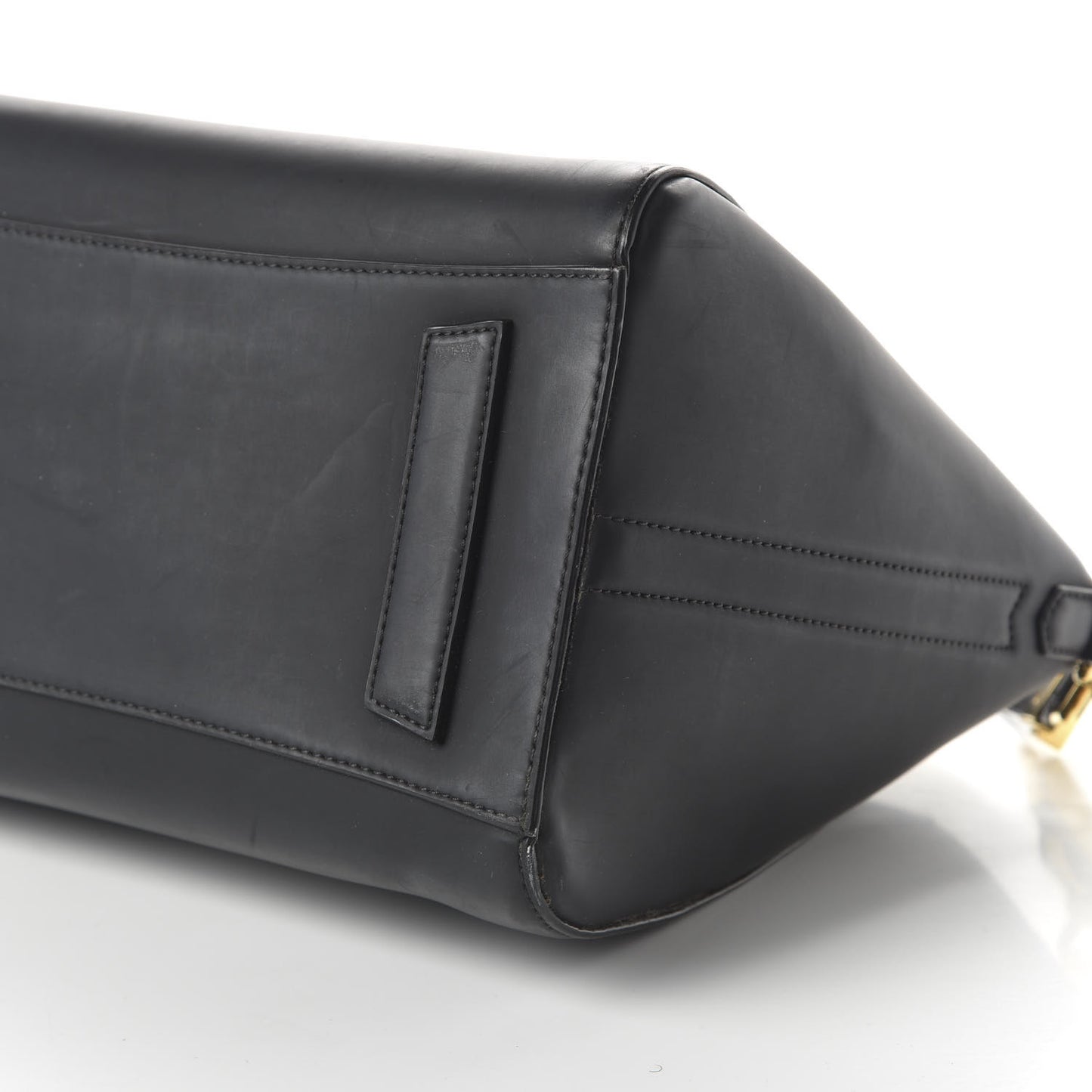 Rubber Effect Calfskin Medium Antigona Black
