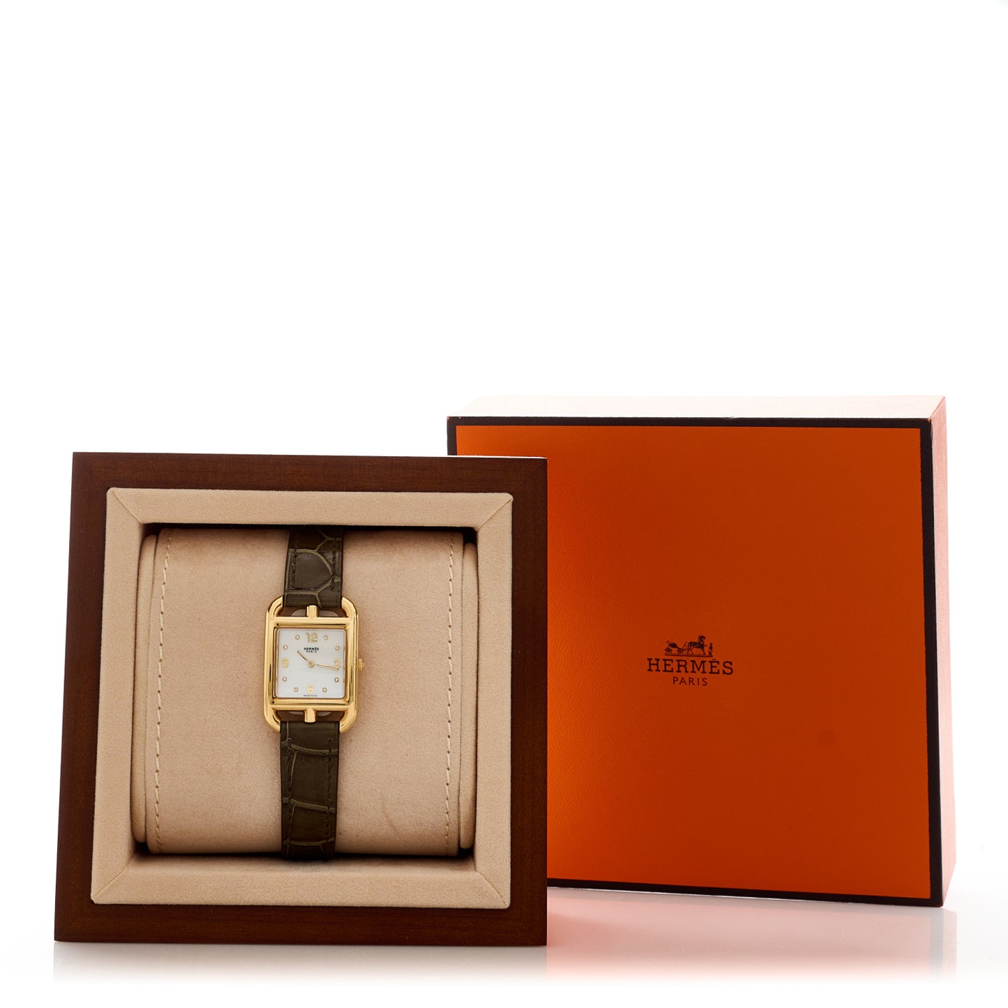 18K Yellow Gold Alligator Diamond Mother of Pearl 23mm Cape Cod Quartz Watch Gris Elephant