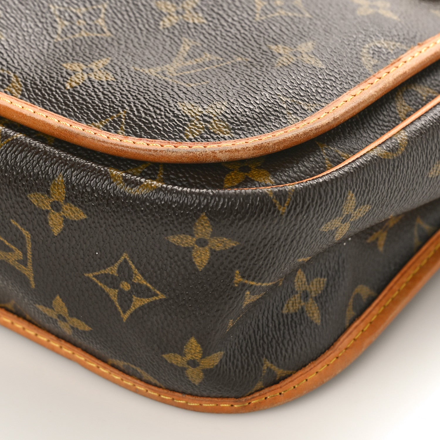Louis Vuitton Monogram Bosphore PM Messenger 8 of 11