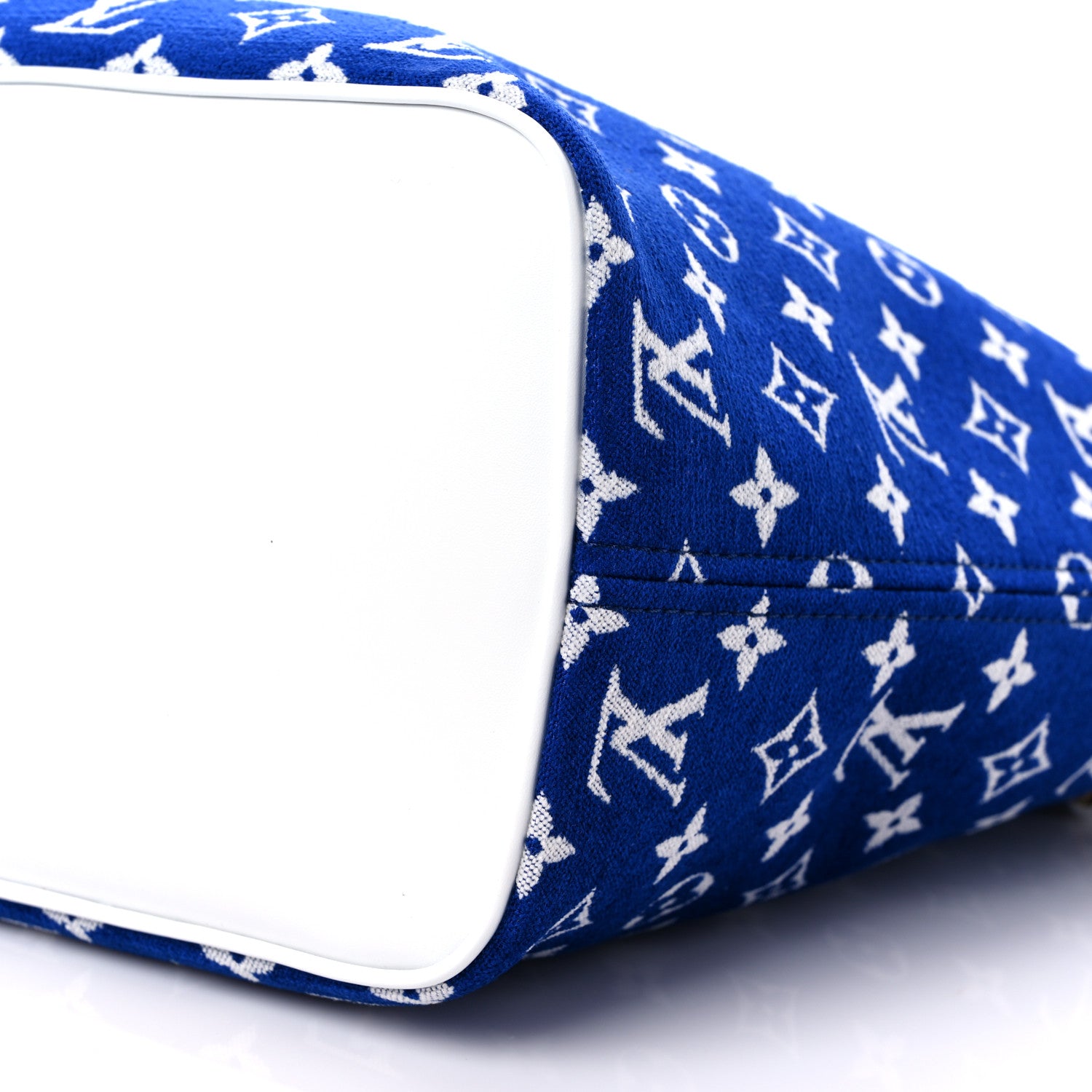 Louis Vuitton Jacquard Velvet Monogram LV Match Neverfull MM Bleu 9 of 9