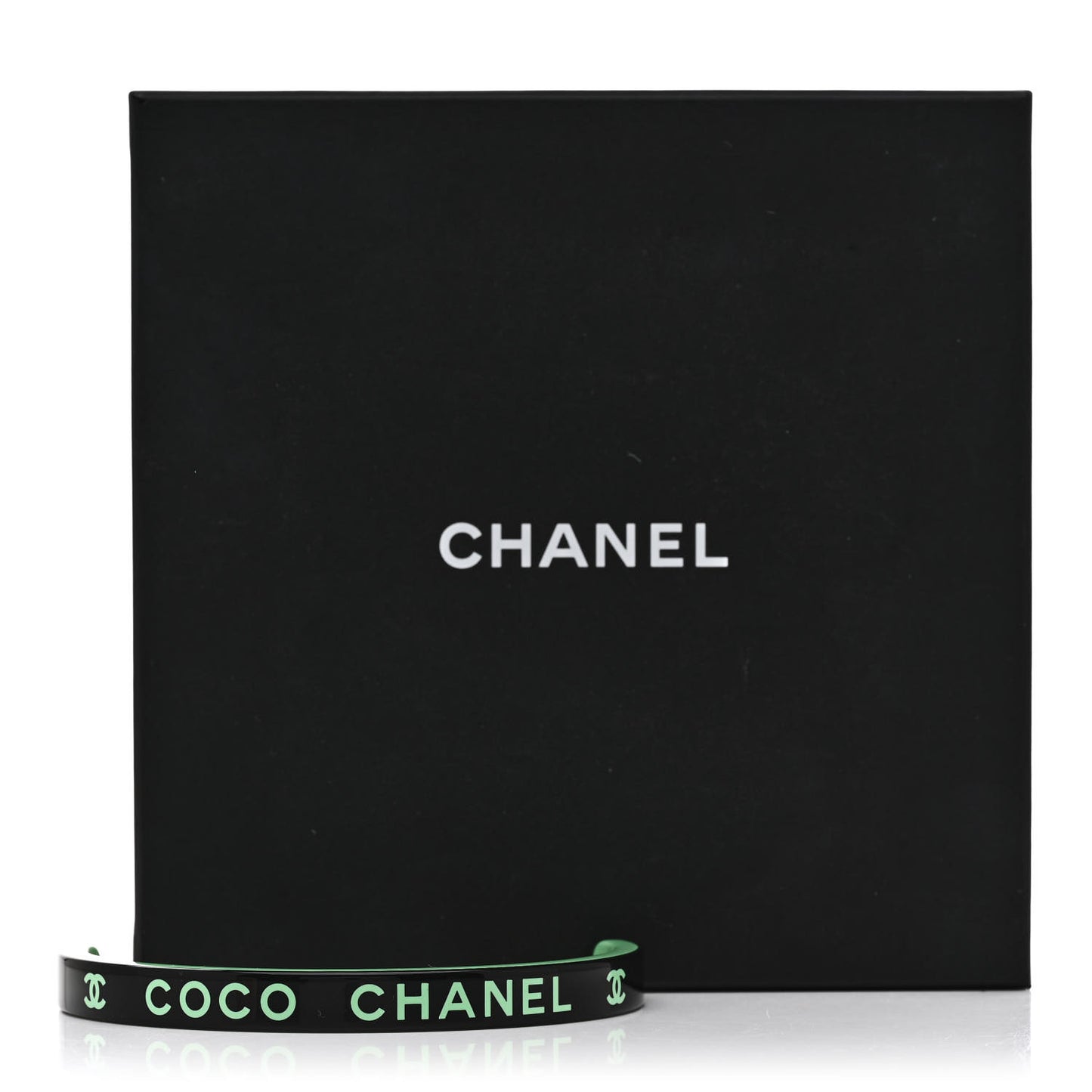 Resin Logo Choker Green Black