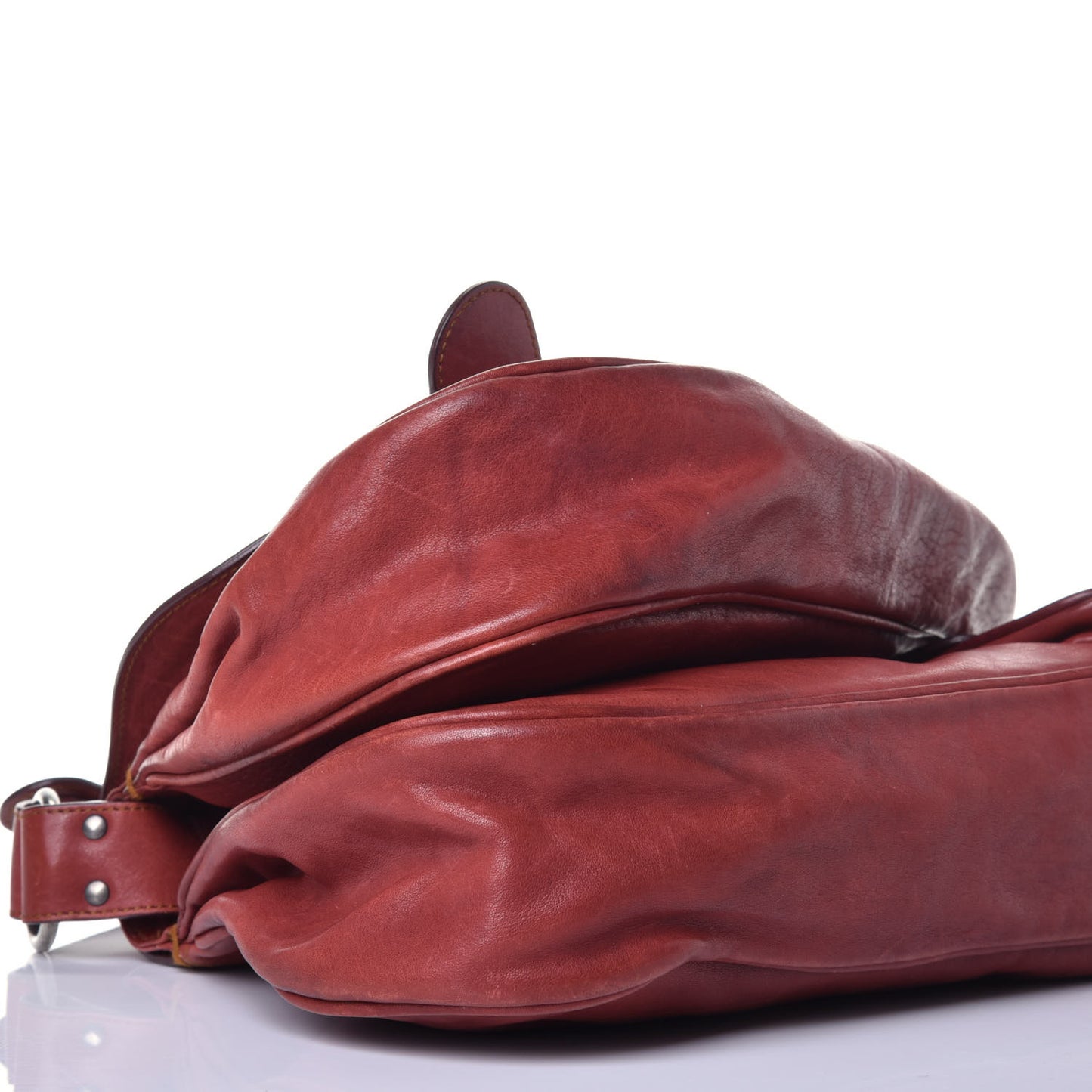 Calfskin Medium Gaucho Double Saddle Red