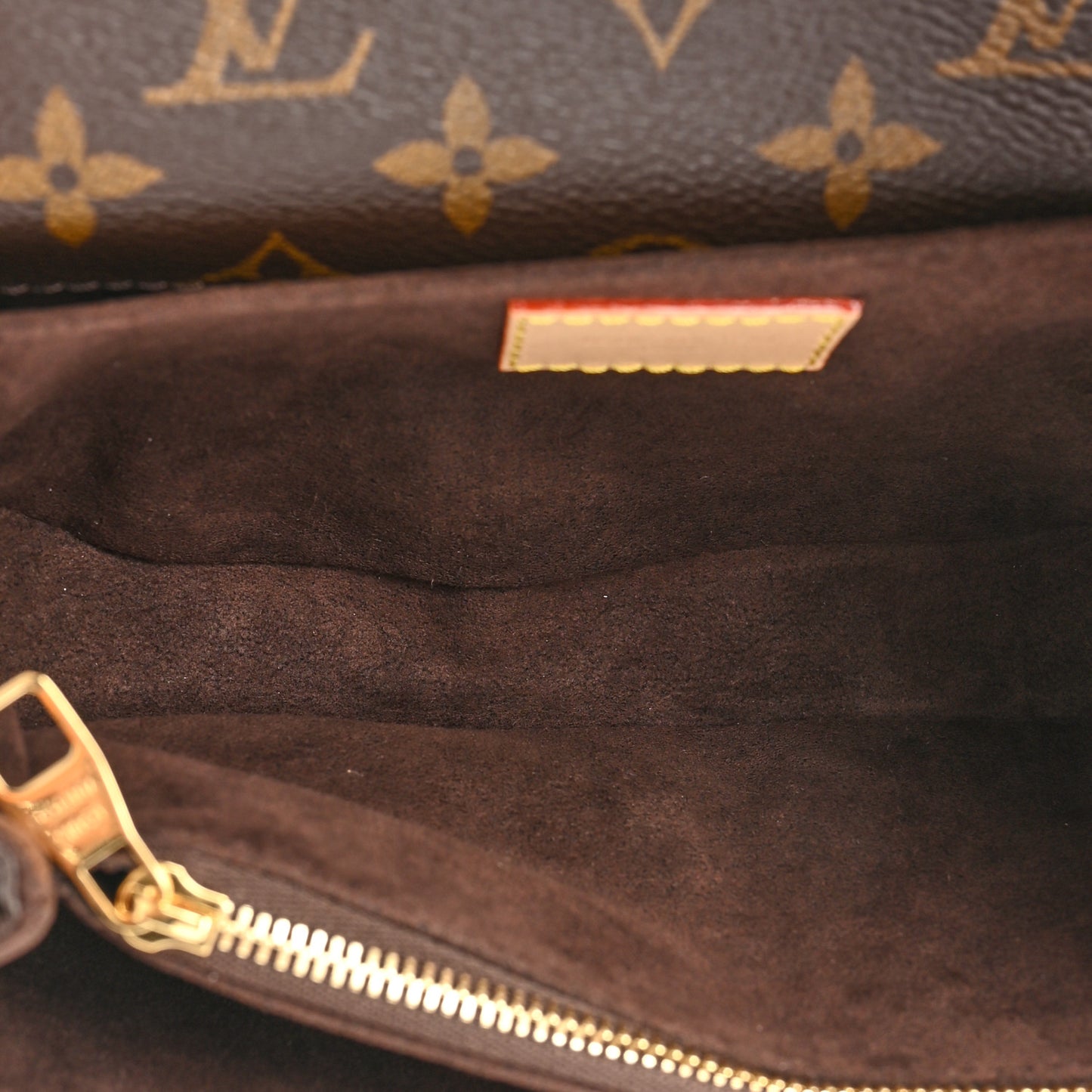 Monogram Pochette Metis East West