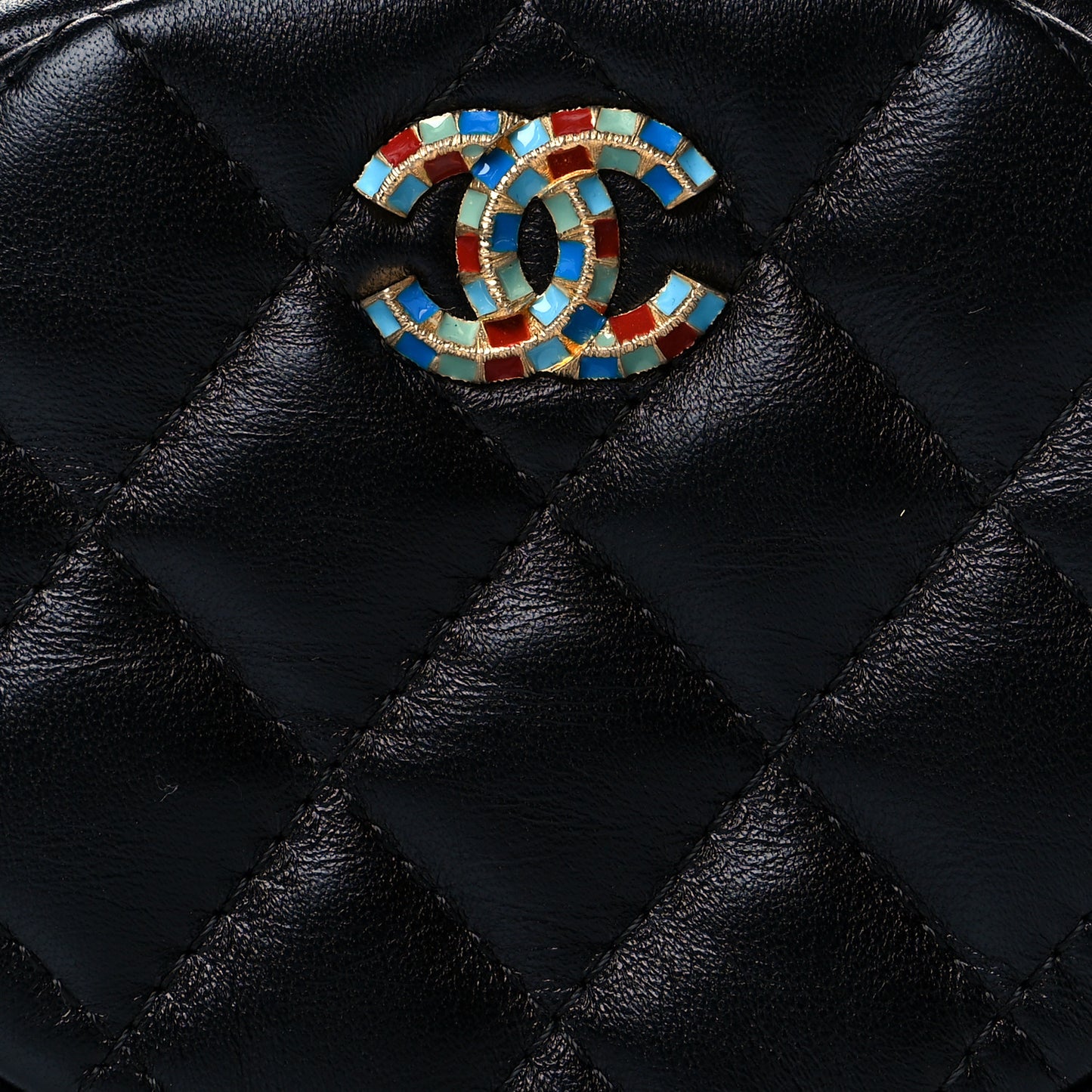 Lambskin Enamel Quilted Zip Around Classic Coin Purse Black