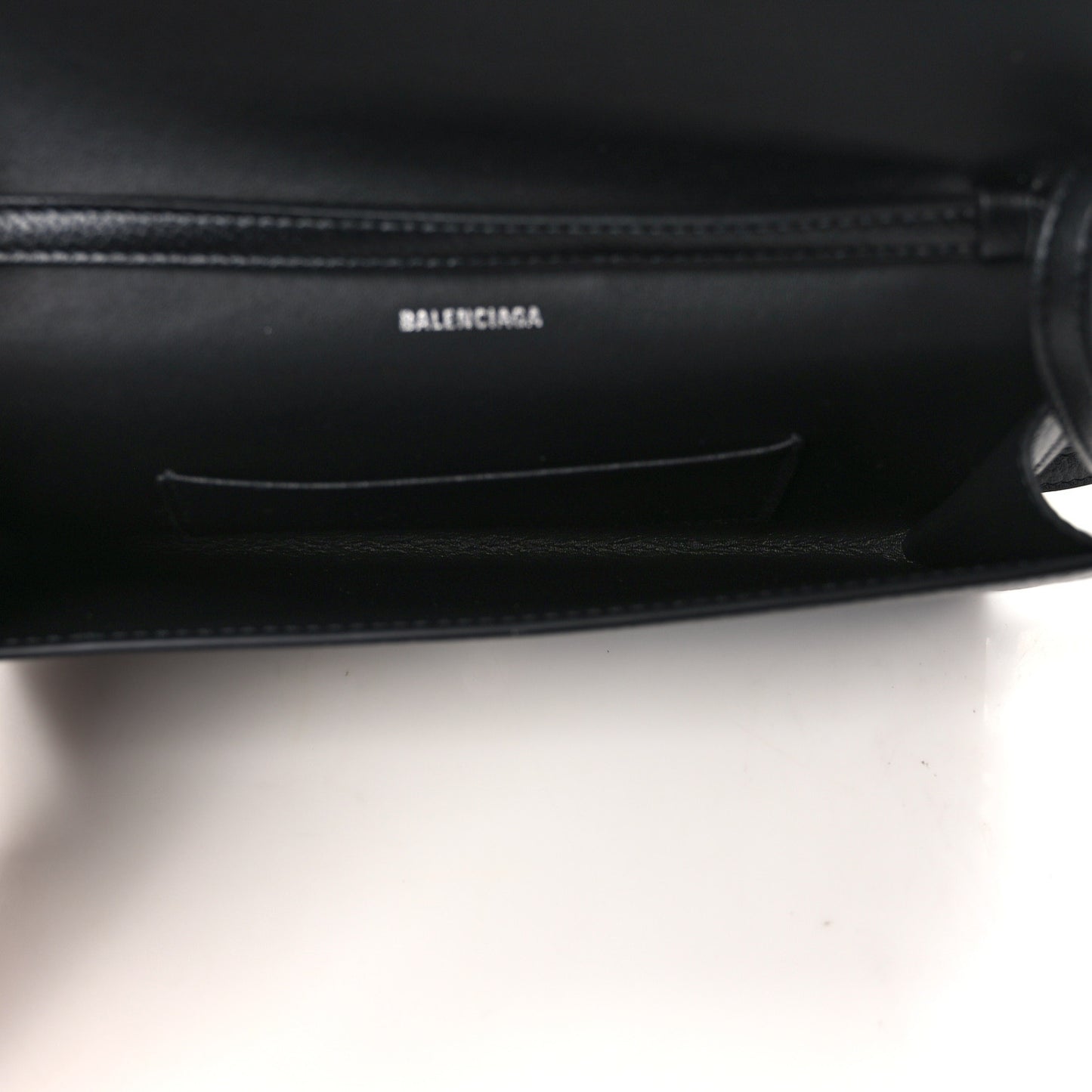 Grained Calfskin Phone Holder Black