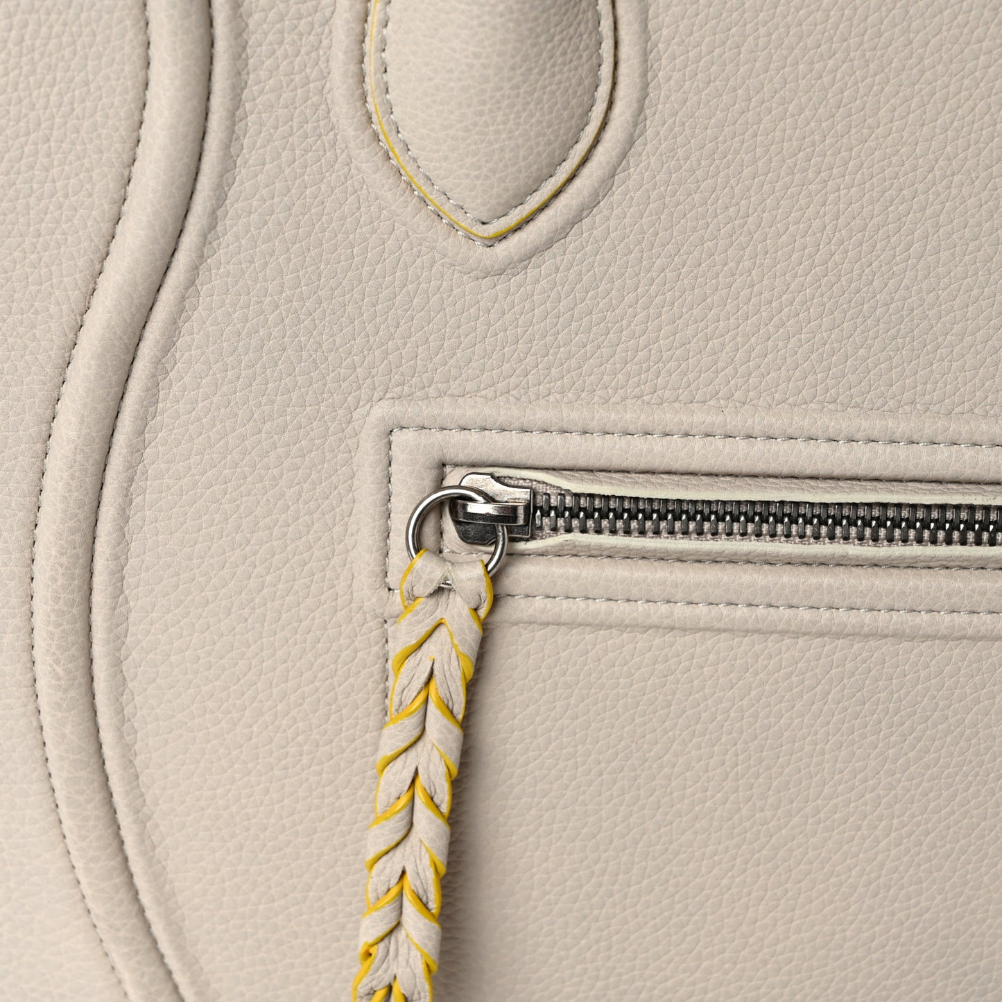 Grained Calfskin Medium Phantom Luggage Powder