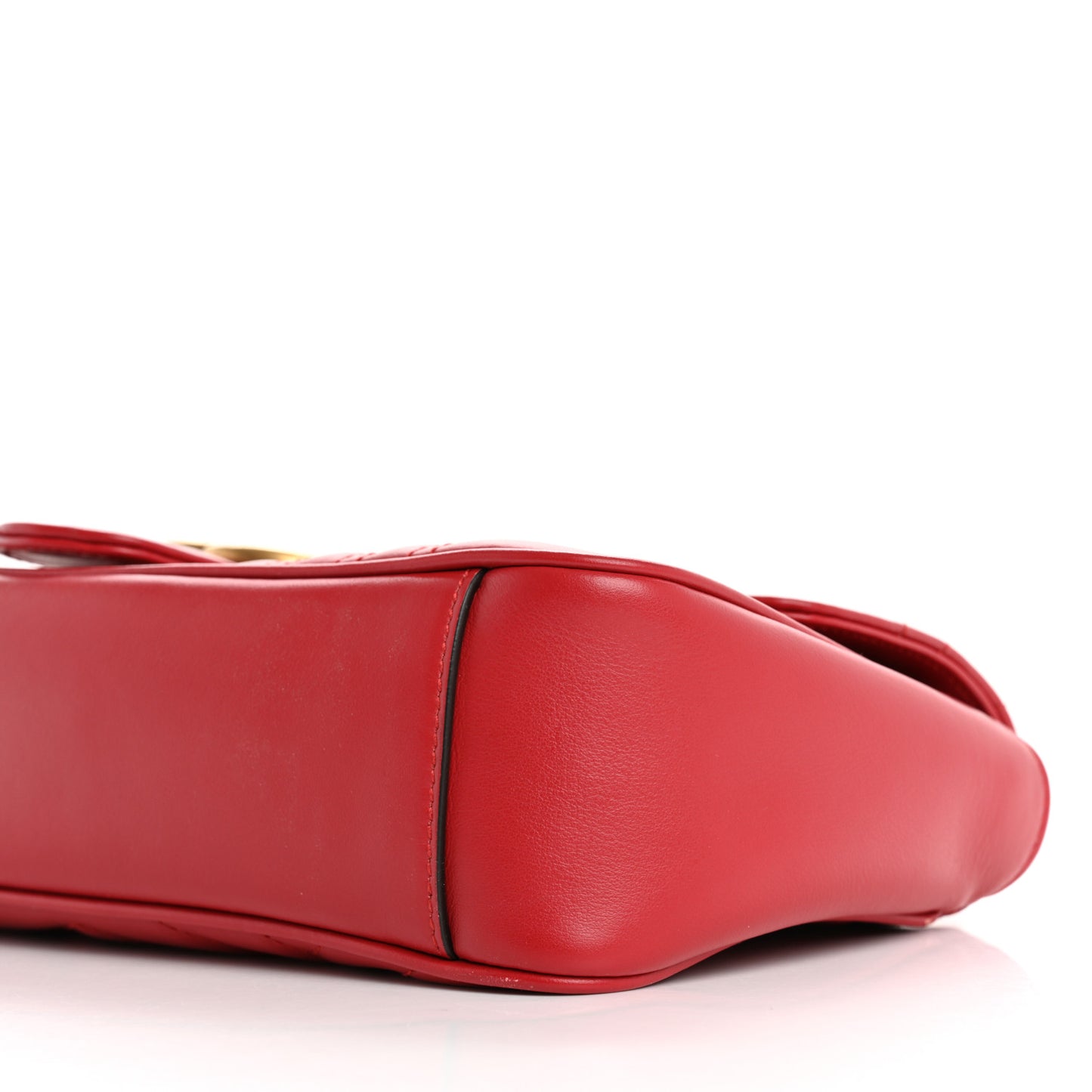 Calfskin Matelasse Small GG Marmont Shoulder Bag Hibiscus Red