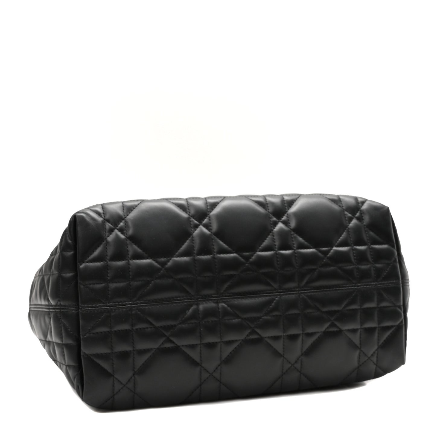 Calfskin Macrocannage Medium Toujours Black