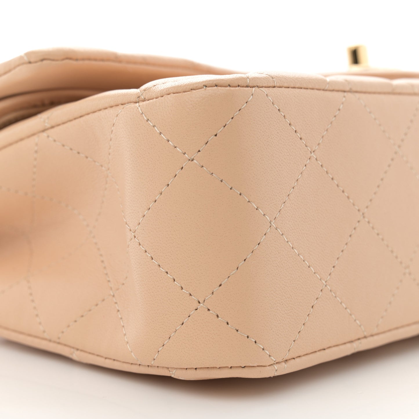 Lambskin Quilted Medium Double Flap Beige