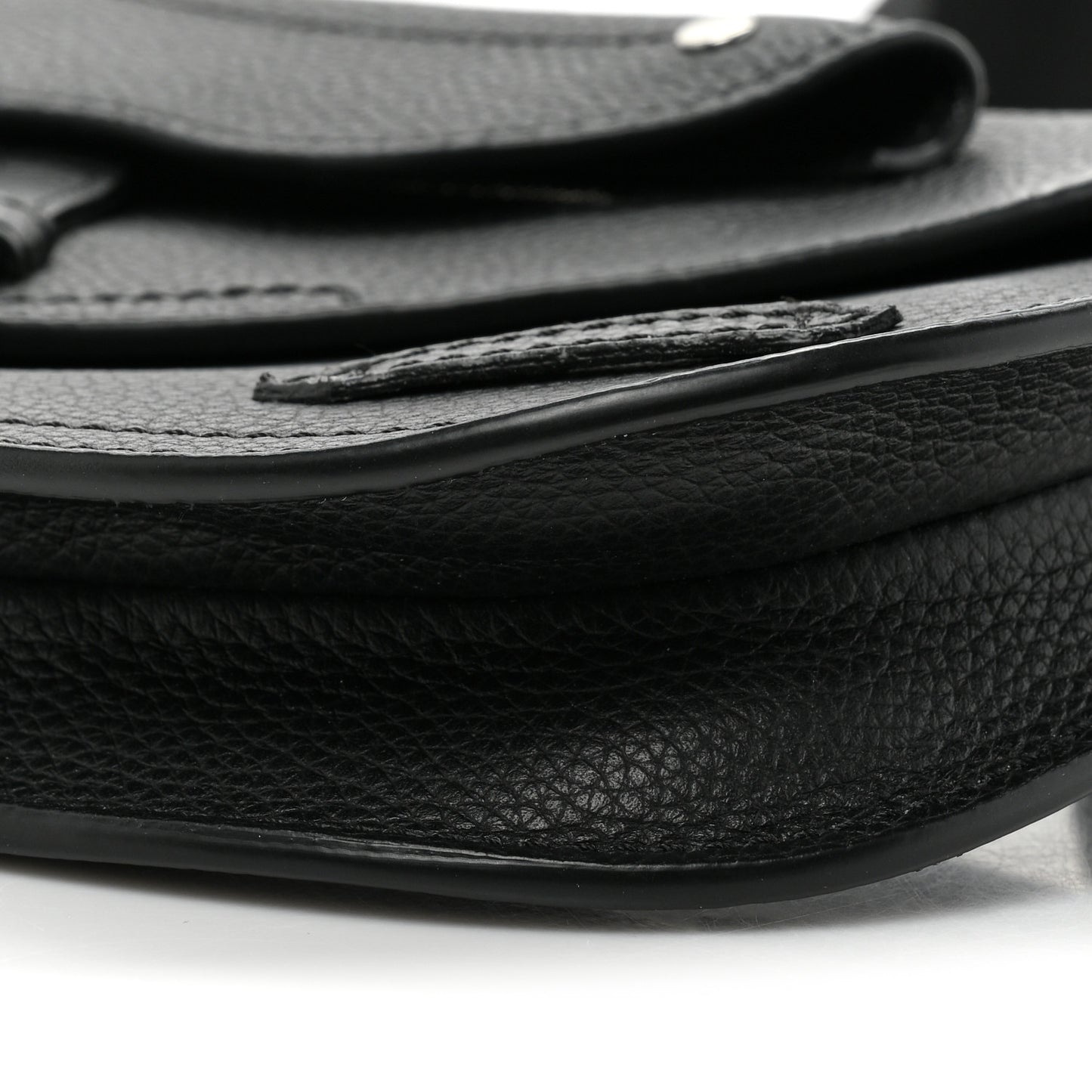 Grained Calfskin Saddle Messenger Bag Black
