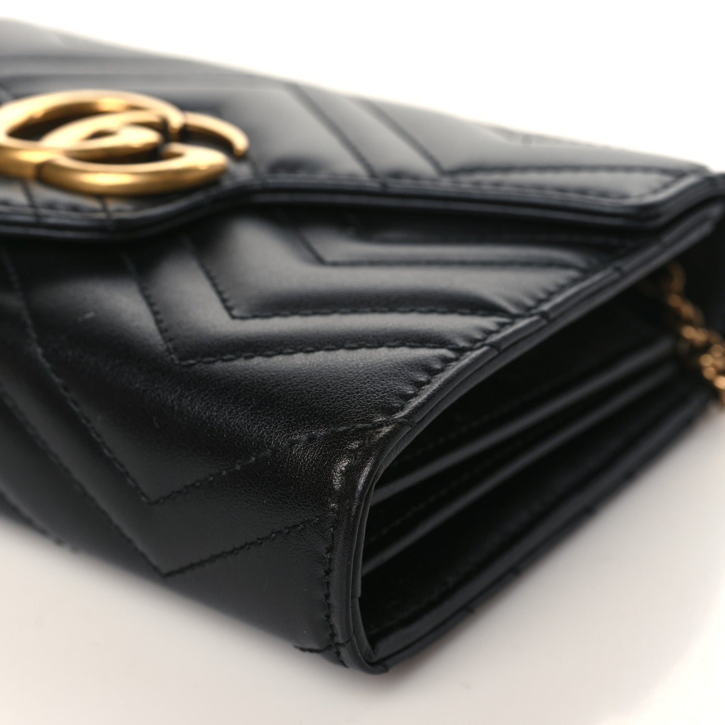 Calfskin Matelasse GG Marmont Chain Wallet Black