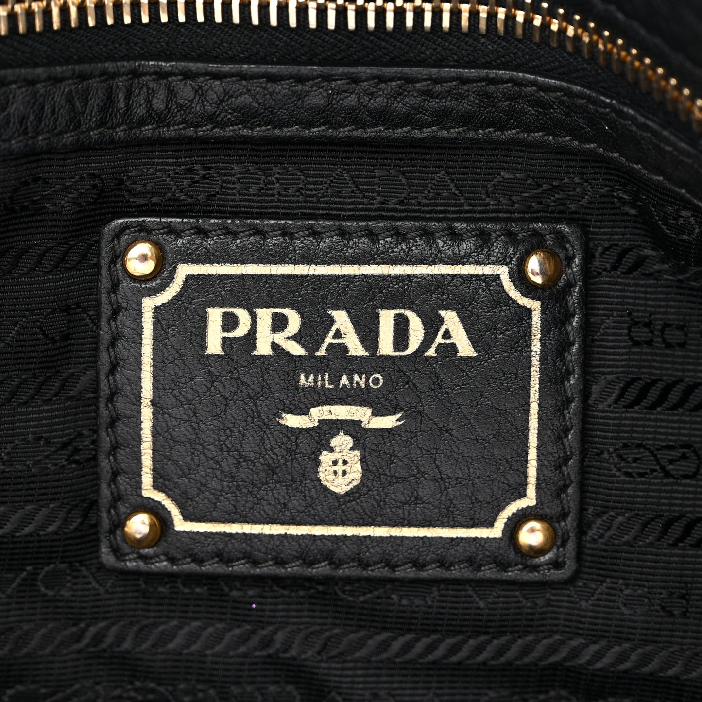 Vitello Daino Tote Black
