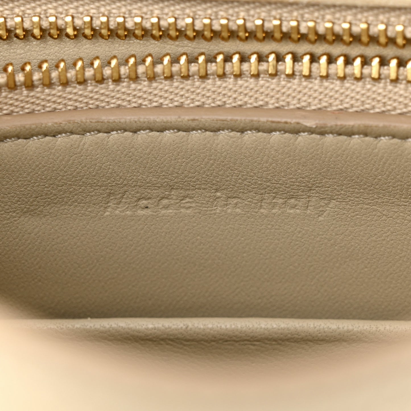 Grained Calfskin Small Trotteur Linen