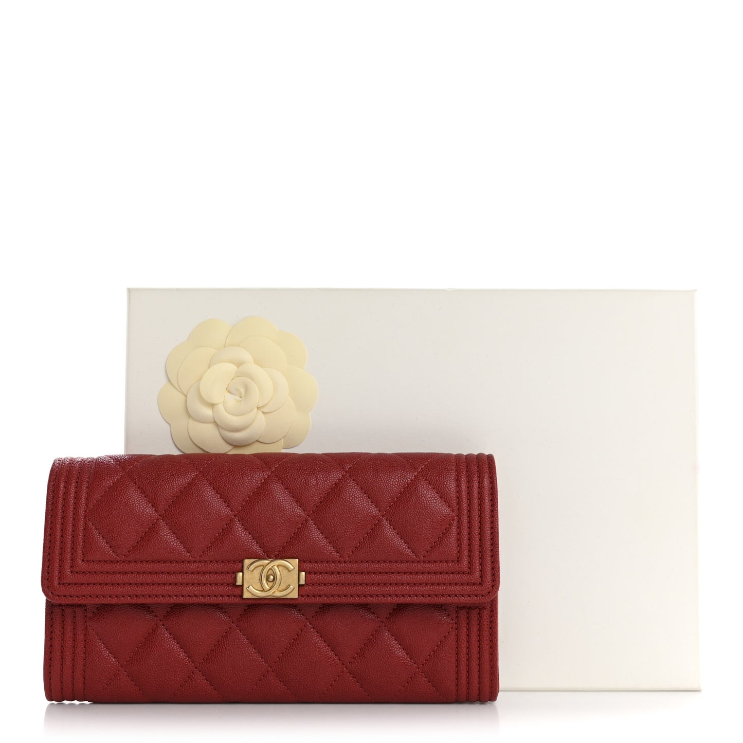 Caviar Quilted Large Boy Gusset Flap Wallet Red