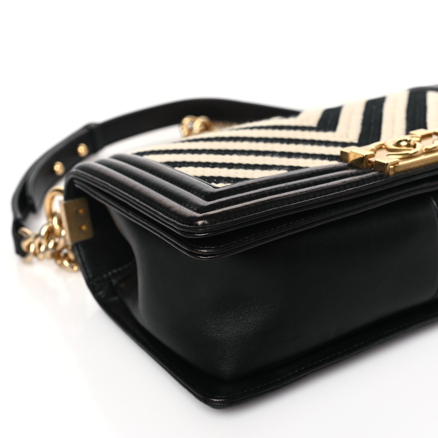 Fabric Chevron Braided Medium Boy Flap Black White