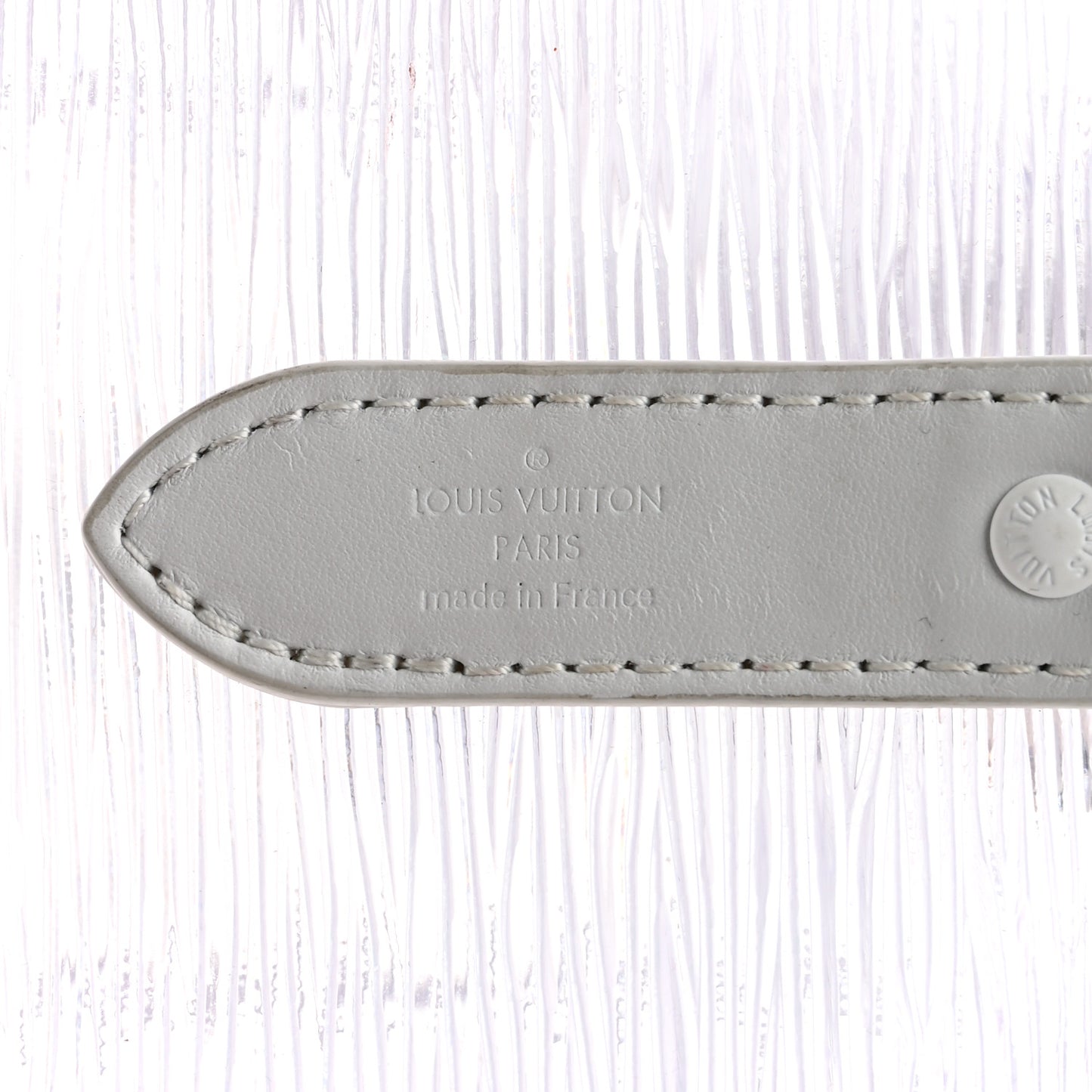 PVC Epi Embossed Wavy Keepall Bandouliere 50 White