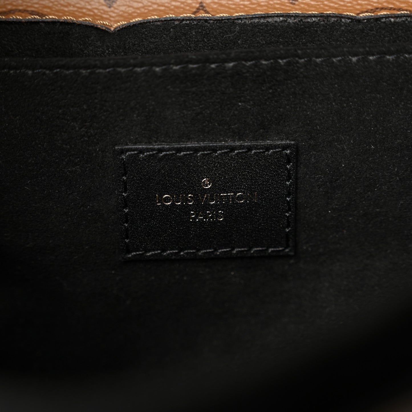 Reverse Monogram Pochette Metis
