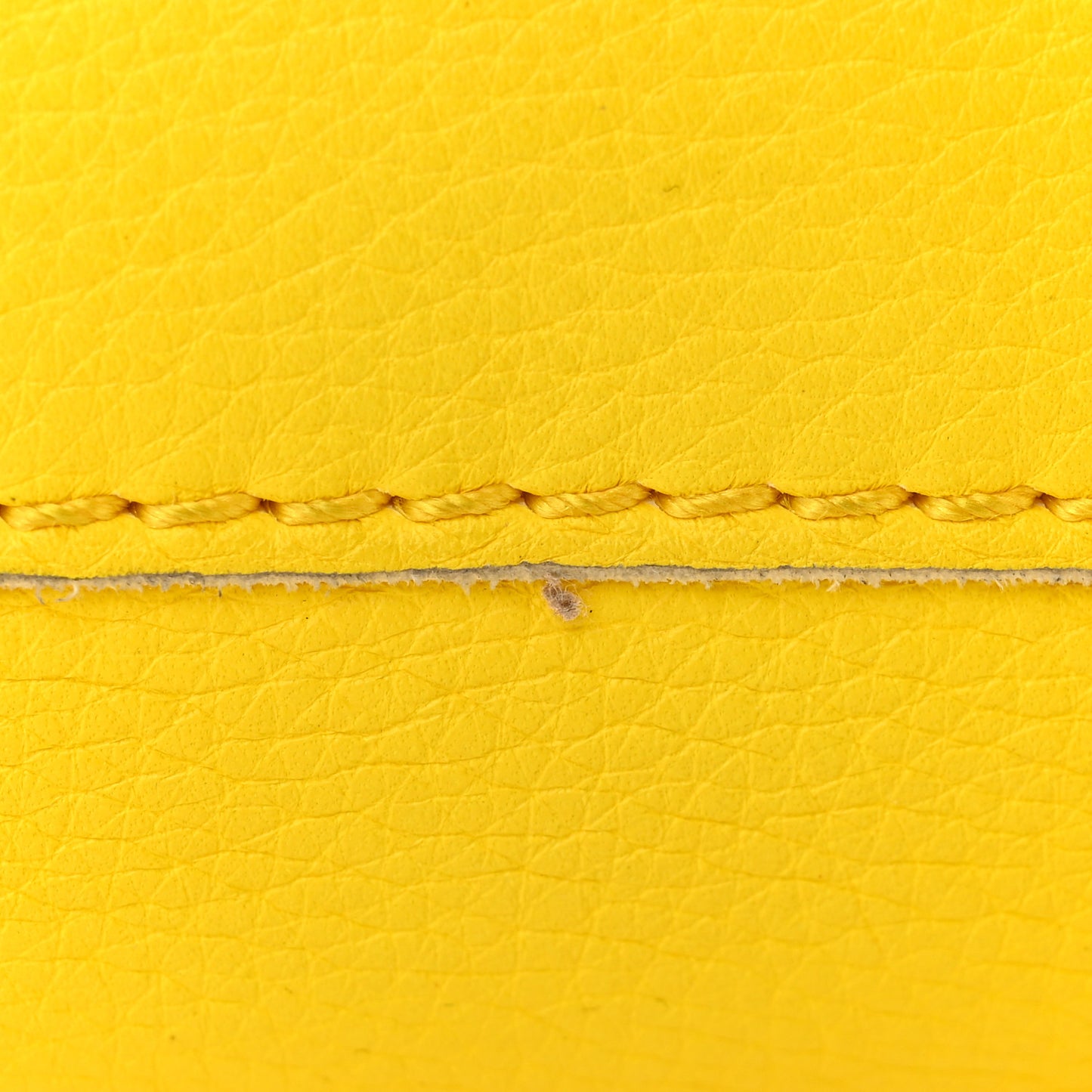Vibrato Calfskin Classic Silver Hardware City Jaune Soleil