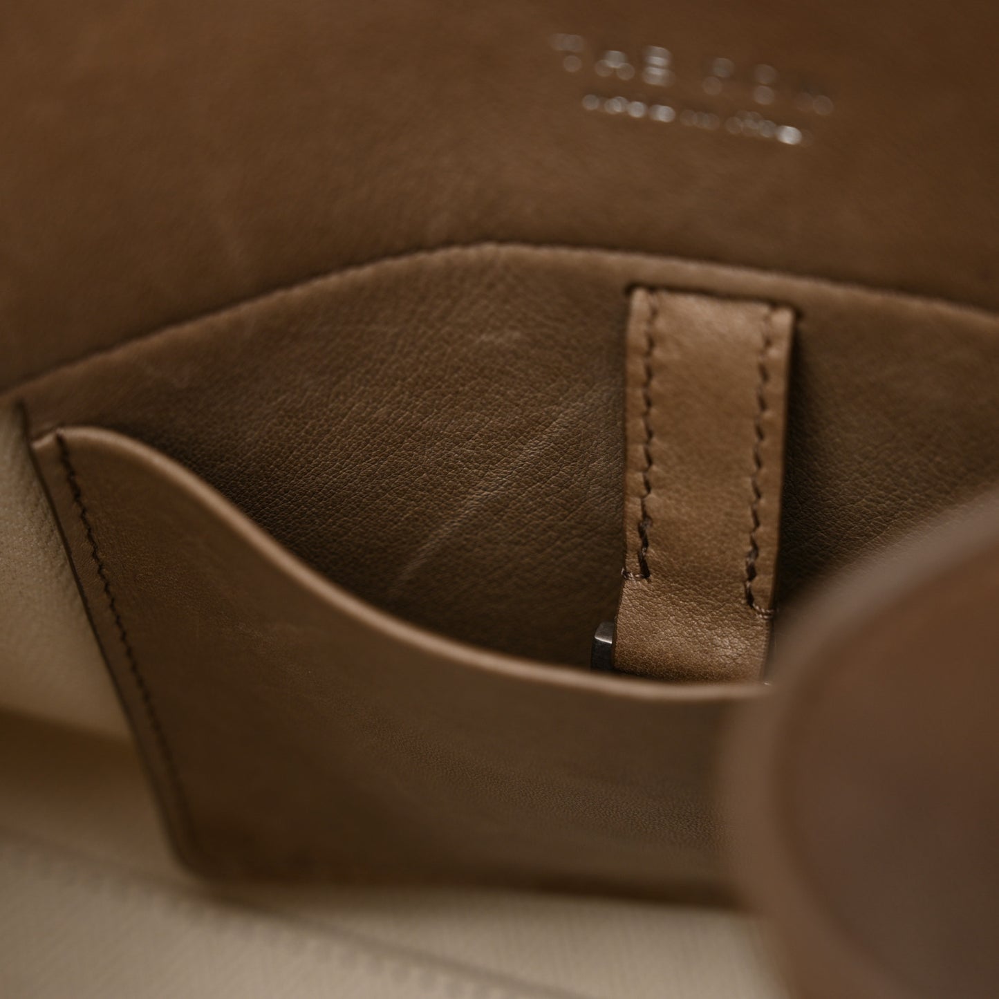 Polished Saddle Calfskin Soft Margaux 10 Bag Mouse Grey