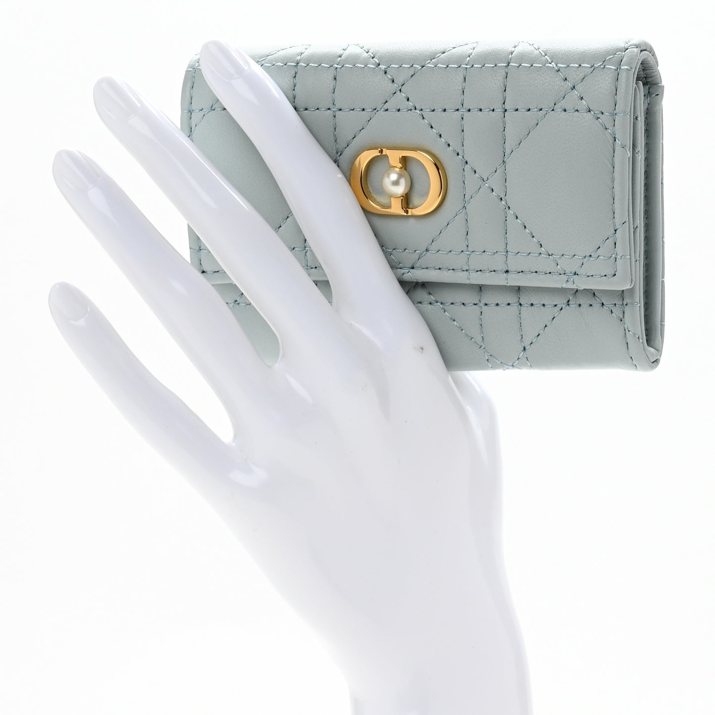Lambskin Cannage Jolie Glycine Wallet Placid Blue