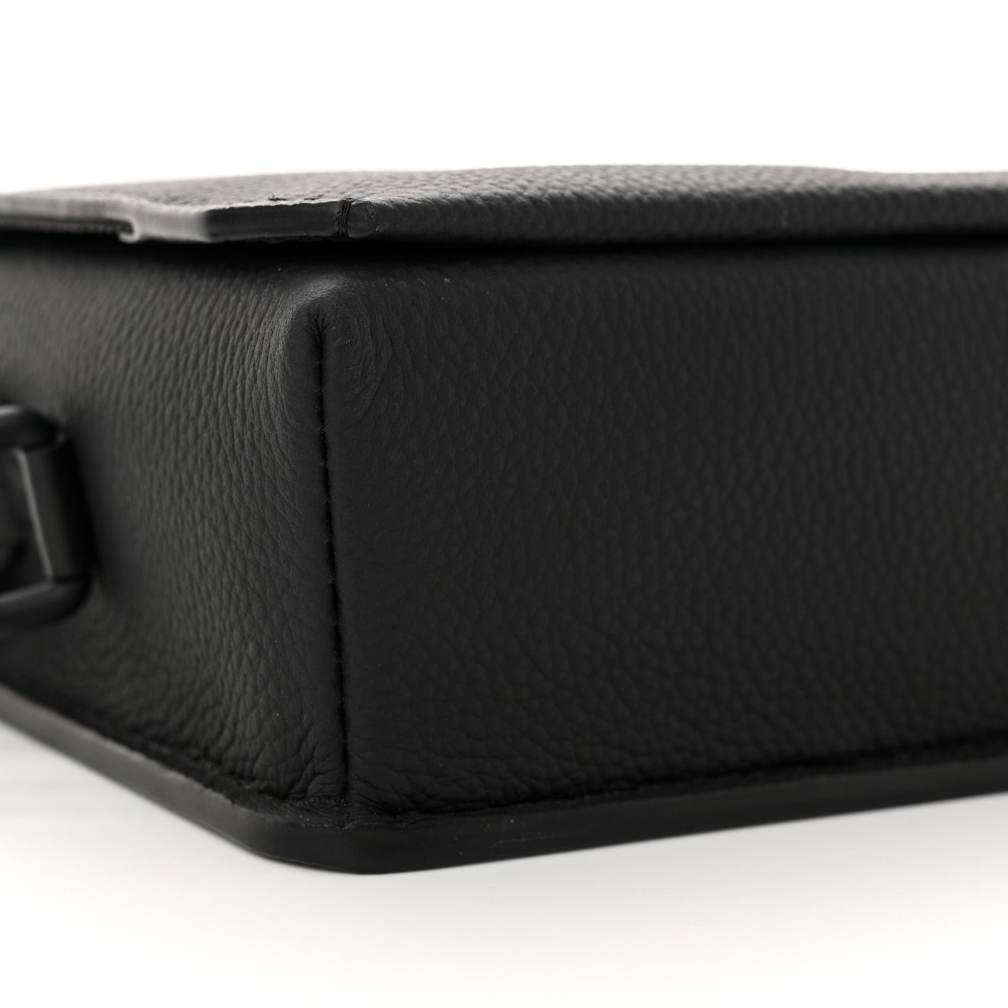 Cowhide Fastline Wearable Wallet Black