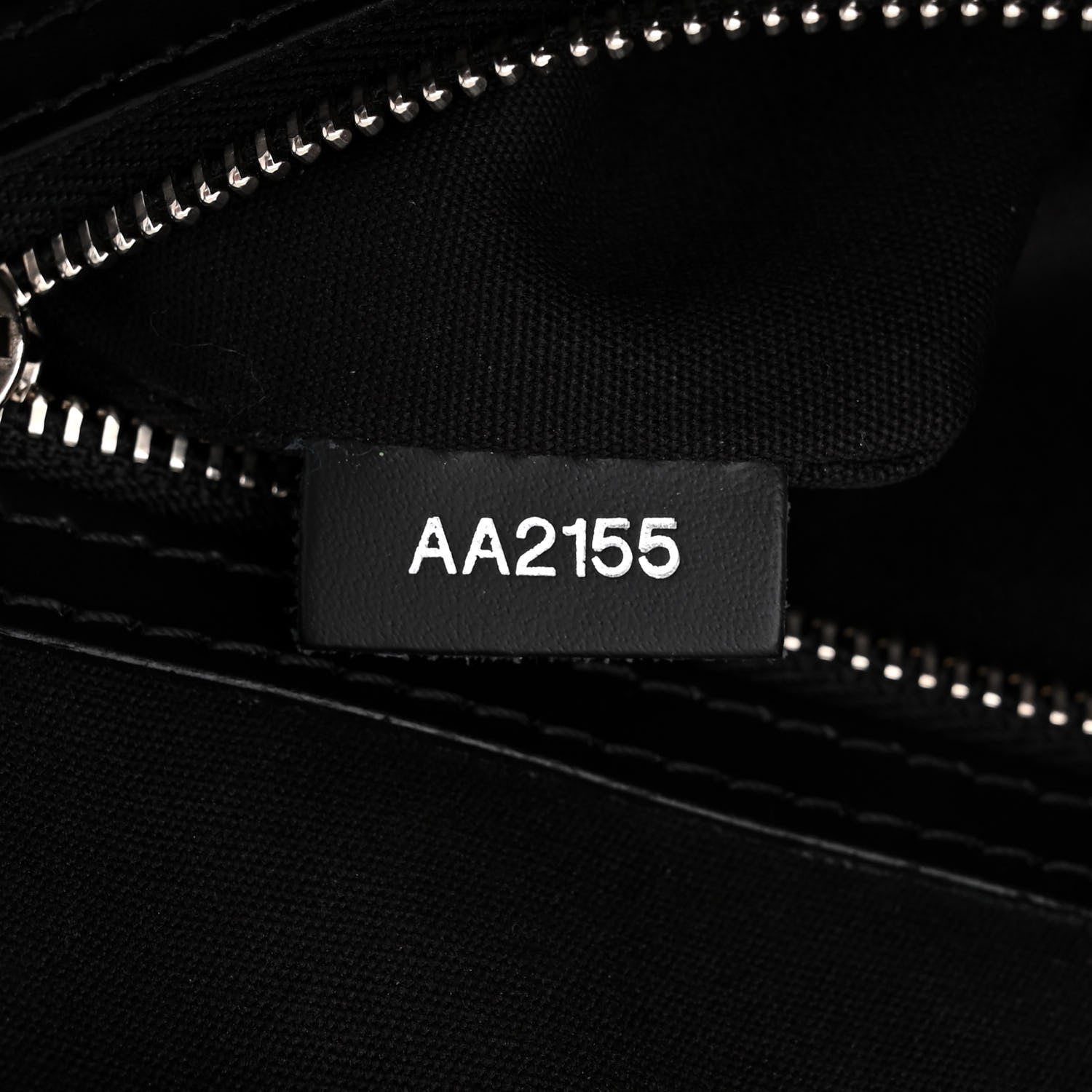 Louis Vuitton Epi Brea MM Black 7 of 11