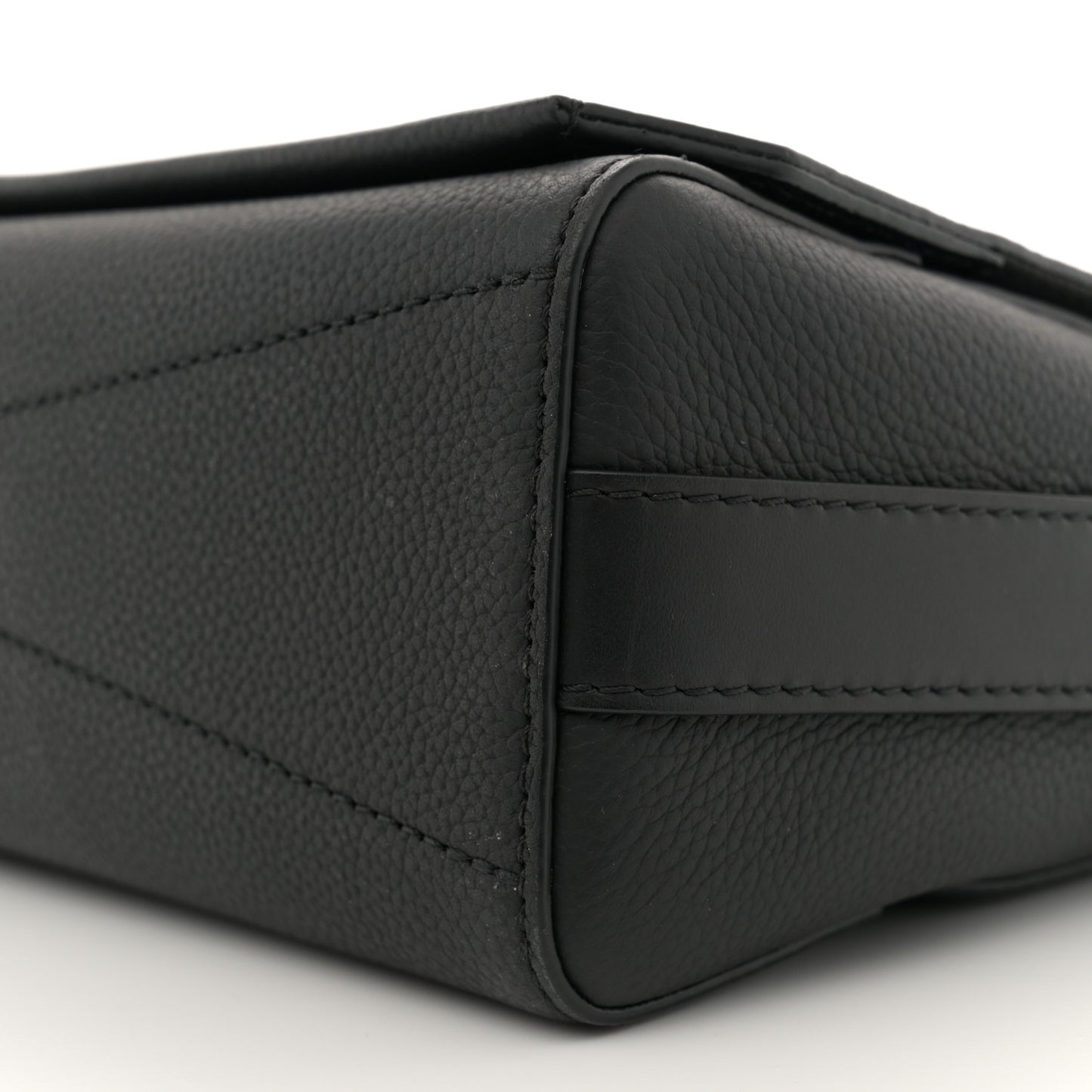Calfskin Aerogram Takeoff Messenger Black