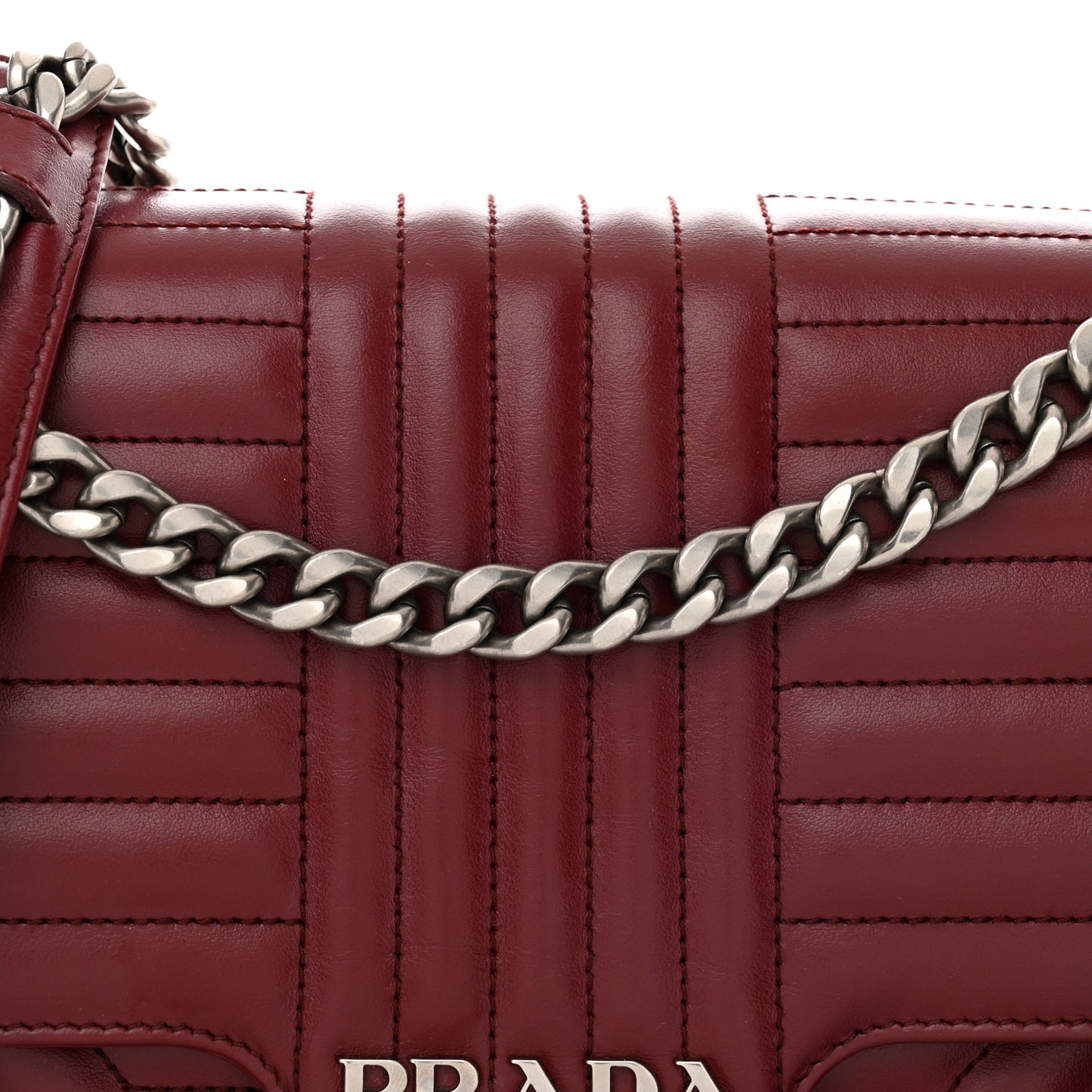Soft Calfskin Impunture Diagramme Large Chain Flap Shoulder Bag Cerise