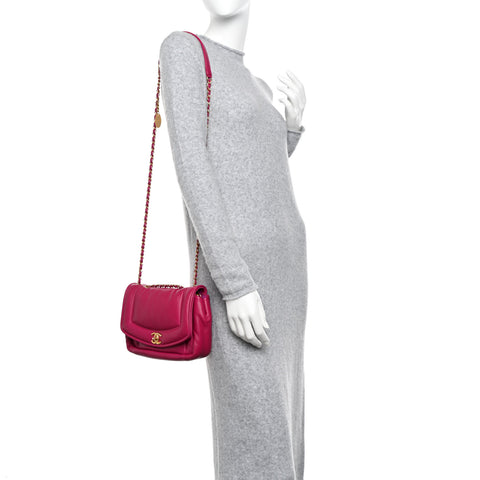 Lambskin Medium Simply Flap Pink