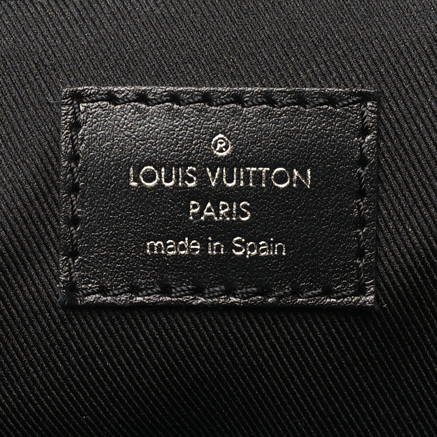 Louis Vuitton Monogram Eclipse District PM NM 6 of 9