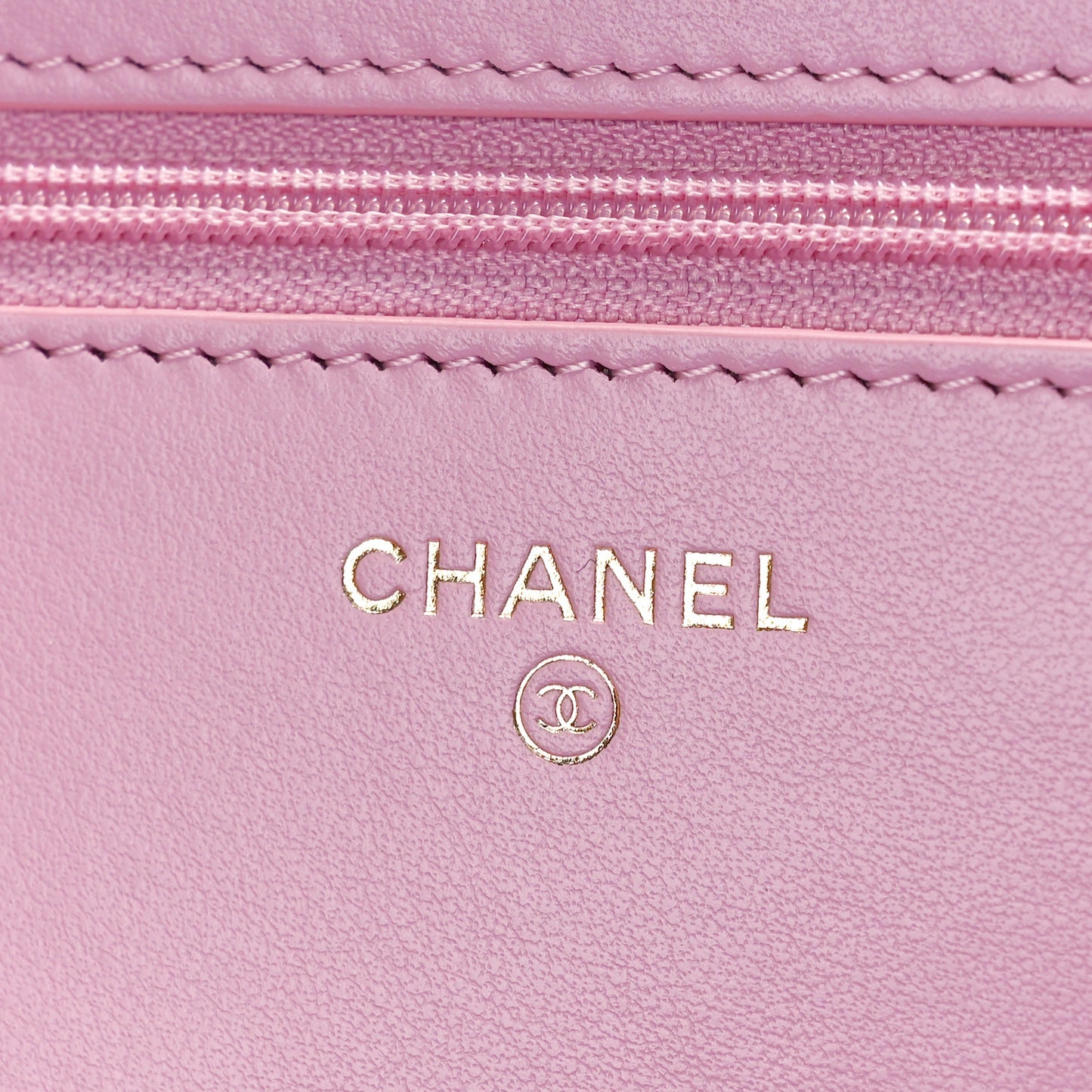Shiny Caviar Quilted Pick Me Up Wallet On Chain WOC Pink