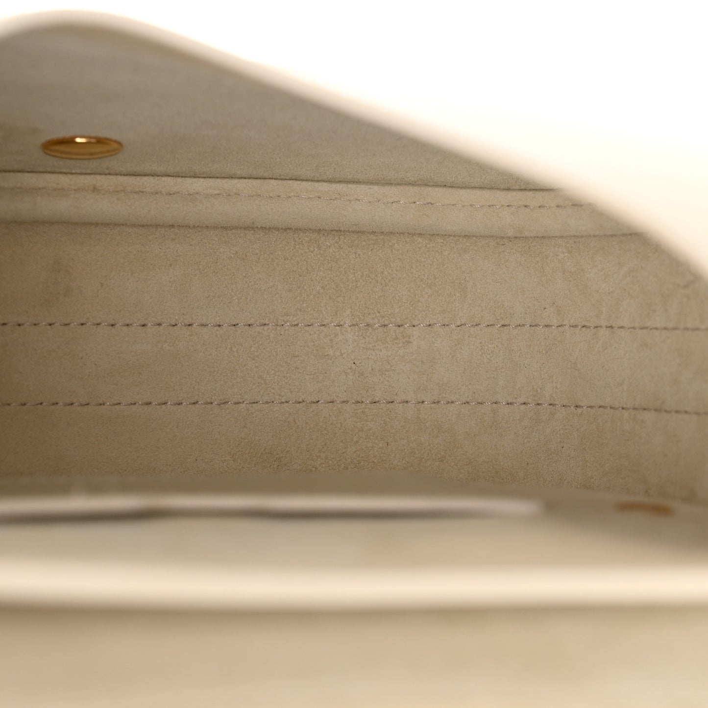 Box Calfskin Medium Bobby Flap Latte
