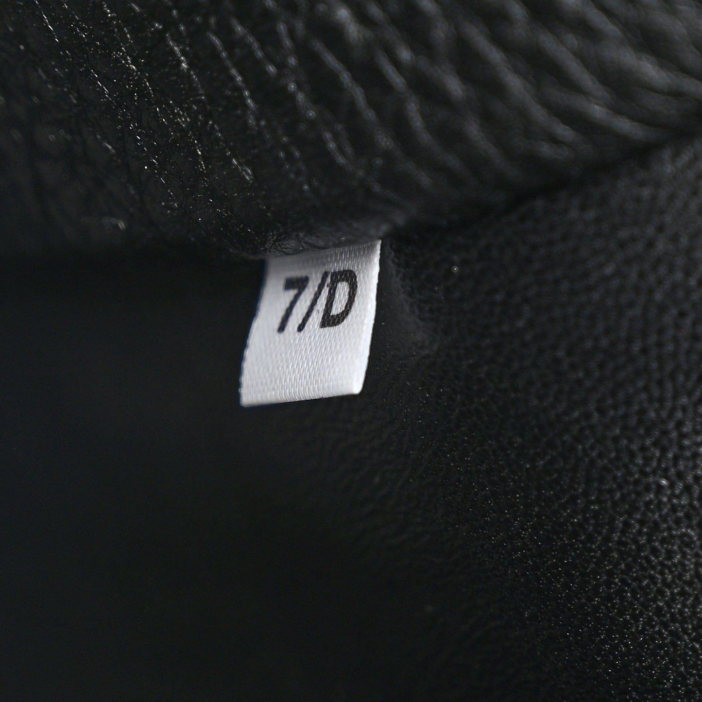 Vitello Daino Soft Mini Dynamique Tote Black
