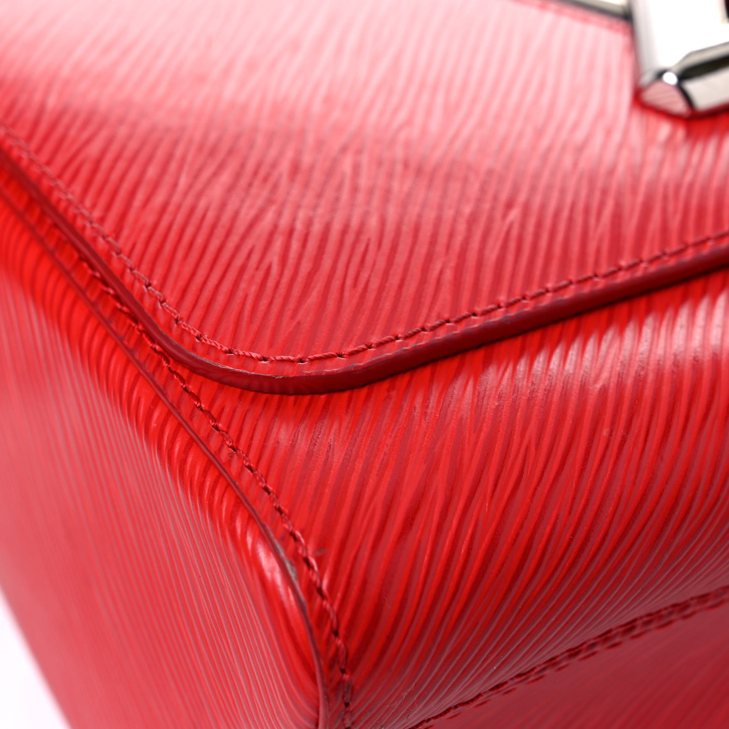 Epi Twist Shoulder Bag MM Coquelicot