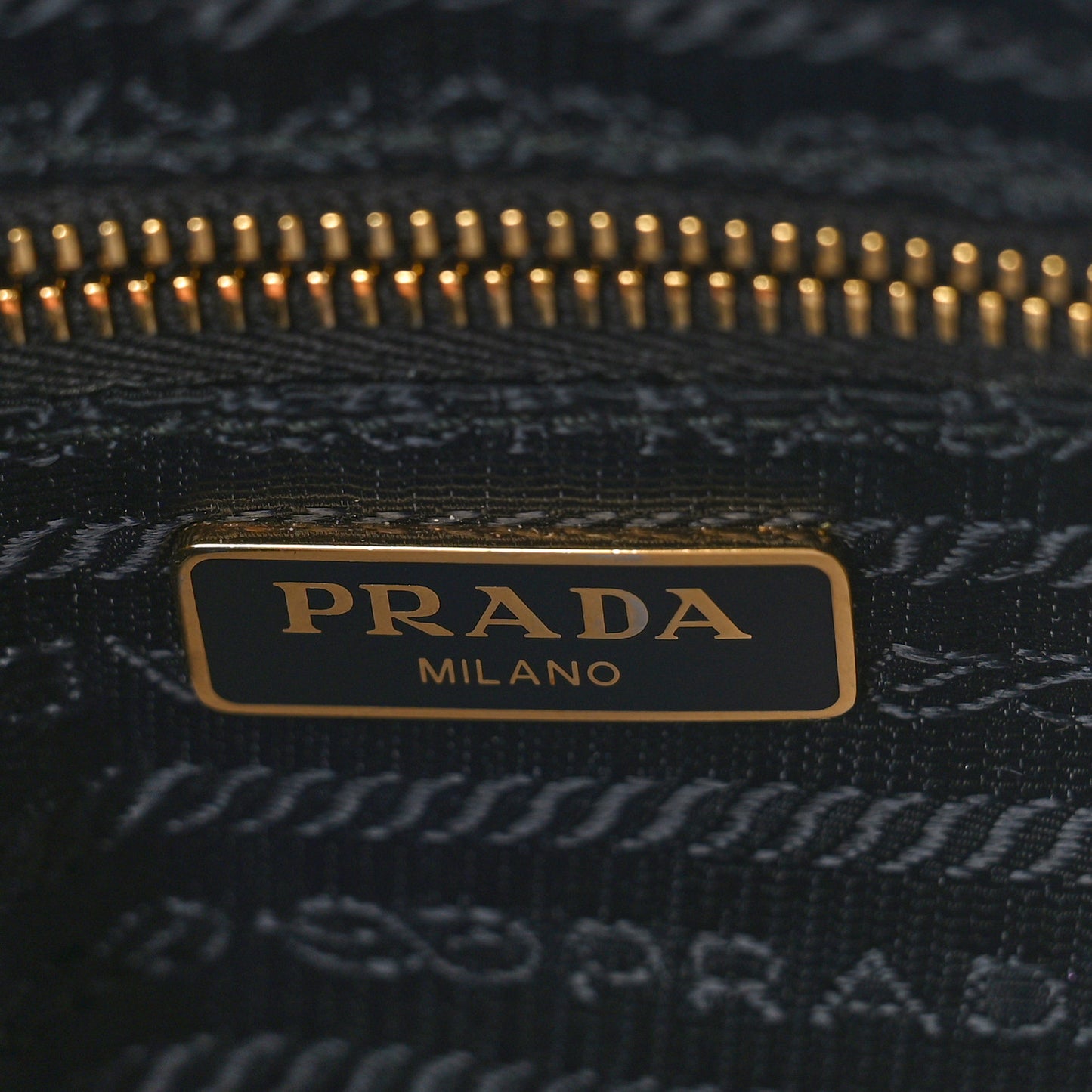 Vitello Phenix Camera Bag Smeraldo