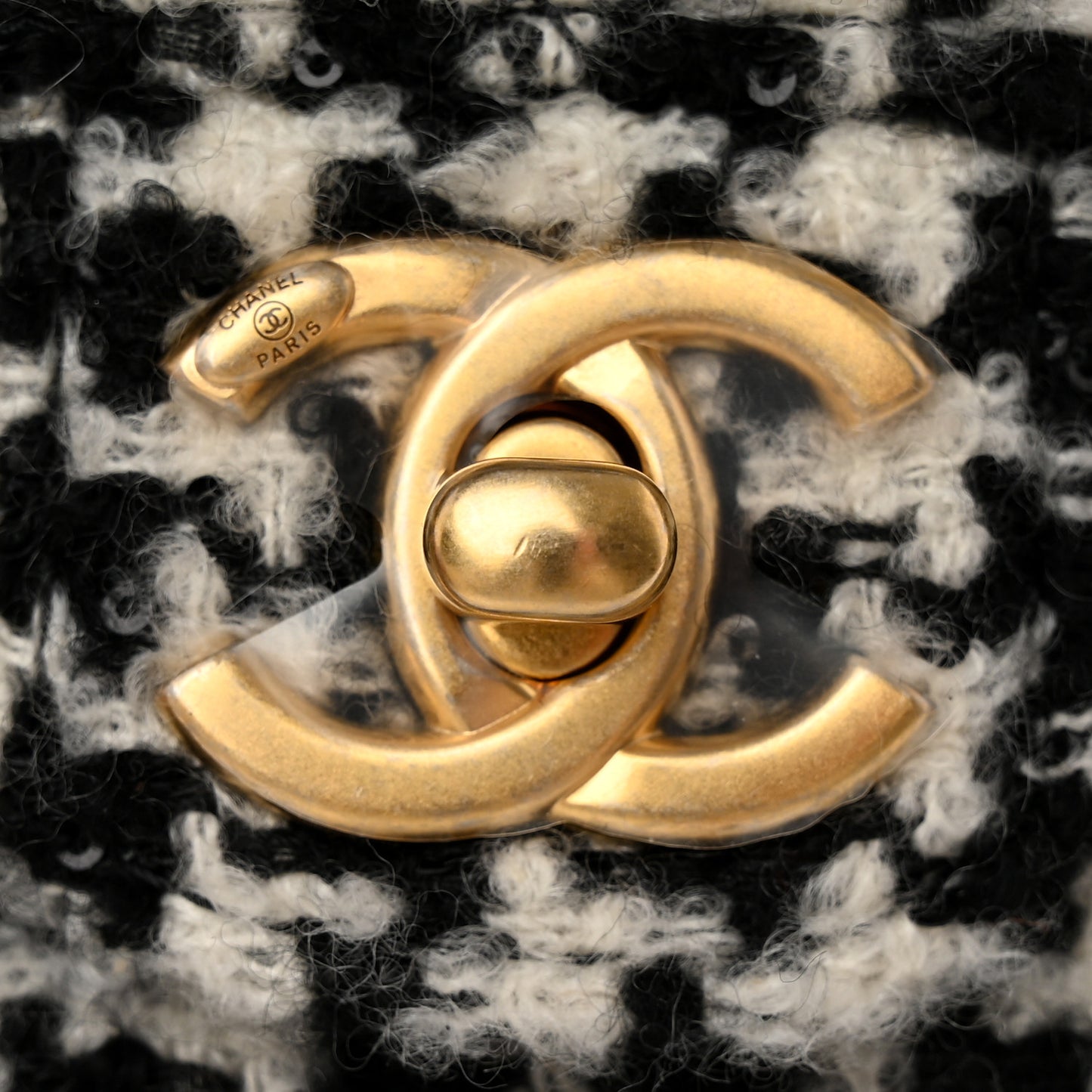Tweed Houndstooth Quilted Mini Square Flap White Black