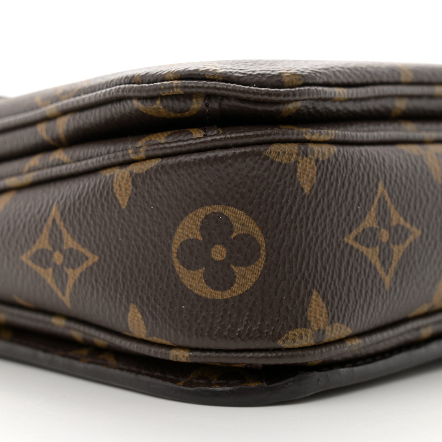 Louis Vuitton Monogram Pochette Metis 8 of 11