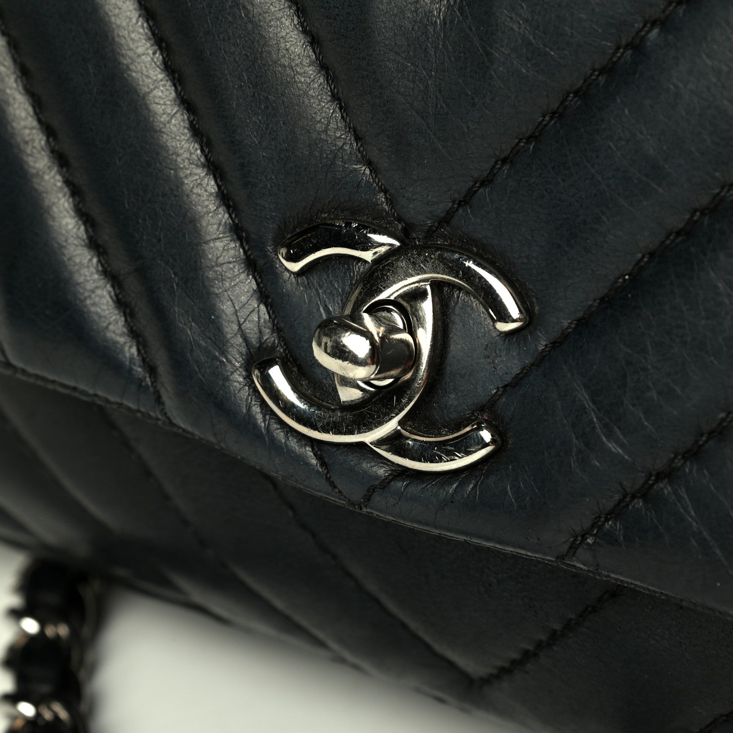 Chanel Lambskin Chevron Quilted Single Flap Black 6 of 7
