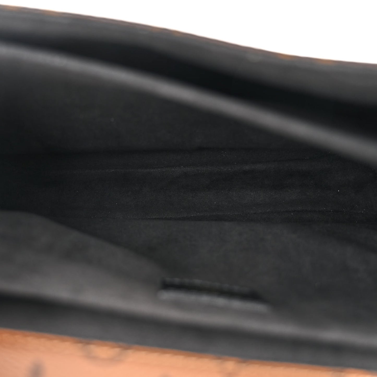 Reverse Monogram Pochette Metis